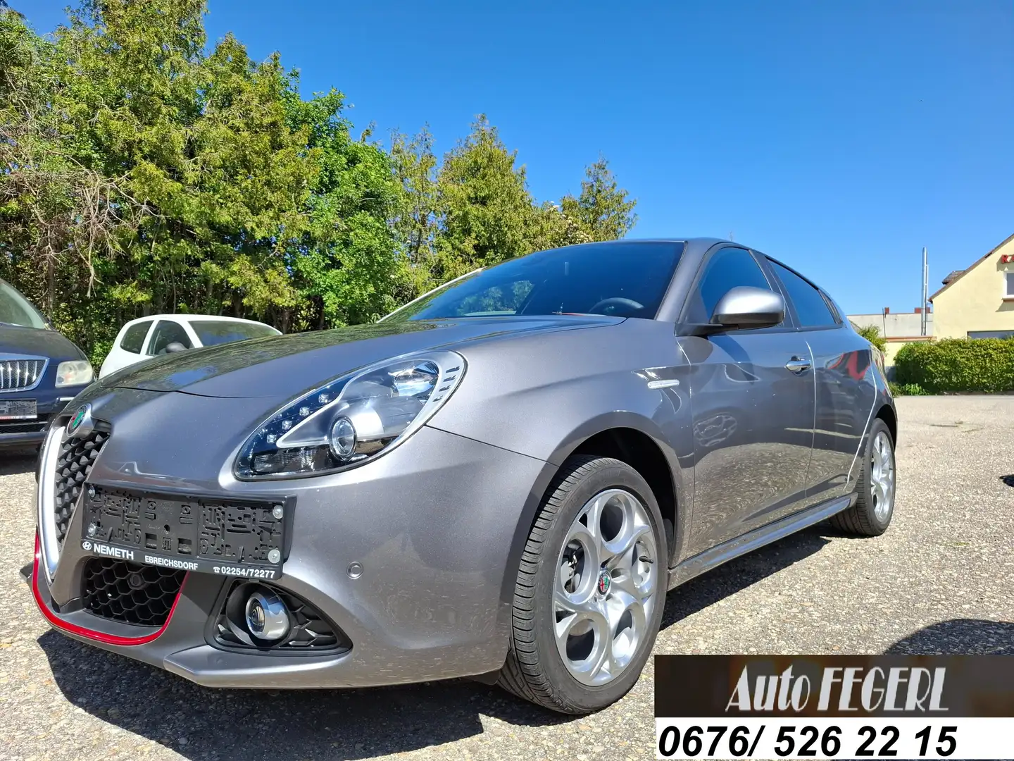 Alfa Romeo Giulietta 1,4 TB Sport nur 14.890km ! Wie NEU! 1.Besitz Grau - 1