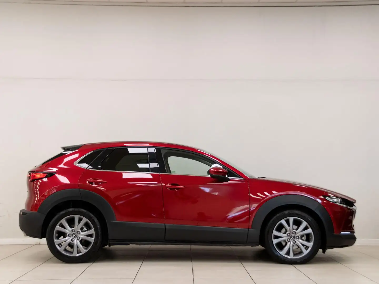 Mazda CX-30 2.0 Skyactiv-G Zenith 2WD 90kW Rouge - 2