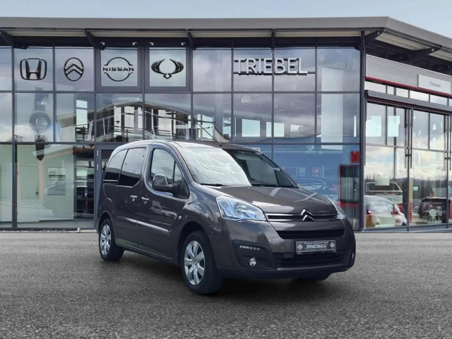 Citroen Berlingo Kombi Selection 1.2 PT 110 °RFK°PDC°SHZ°AAC° Gris - 2