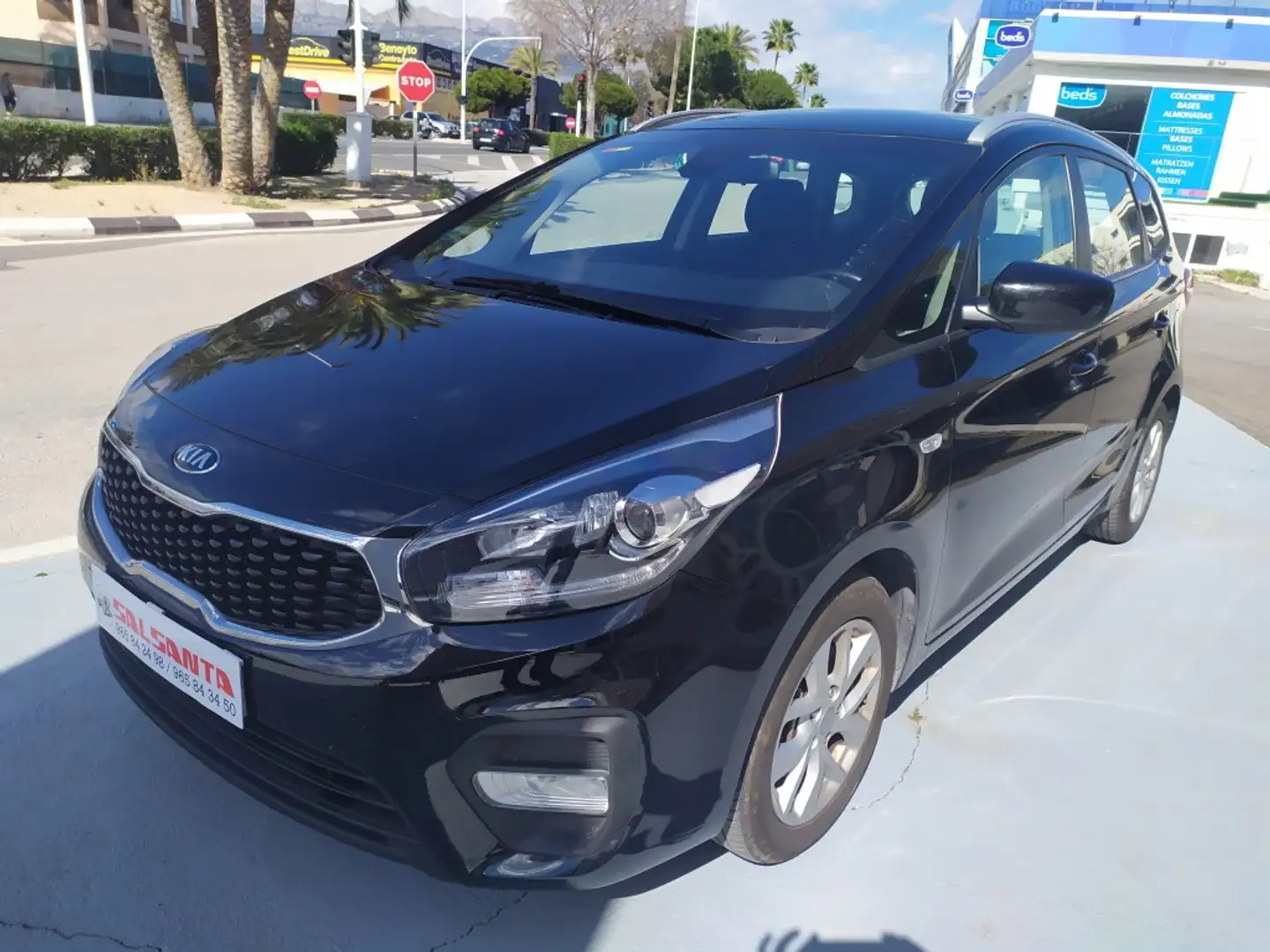 Kia Carens 1.6 GDi Concept 135 Negro - 1