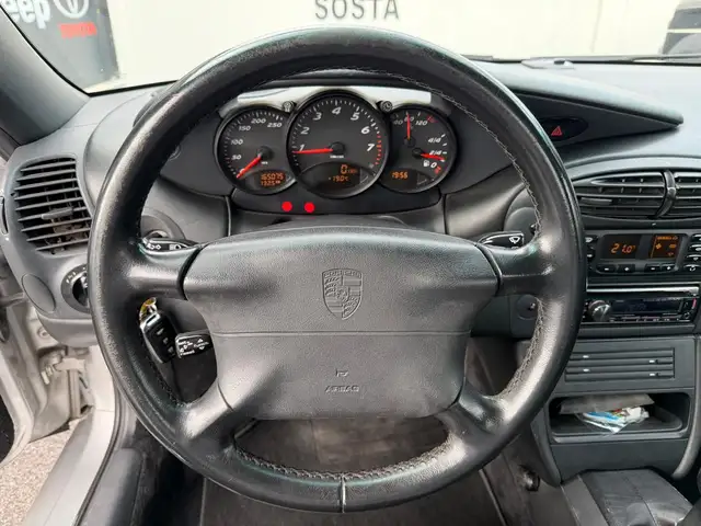 Porsche Boxster view 9