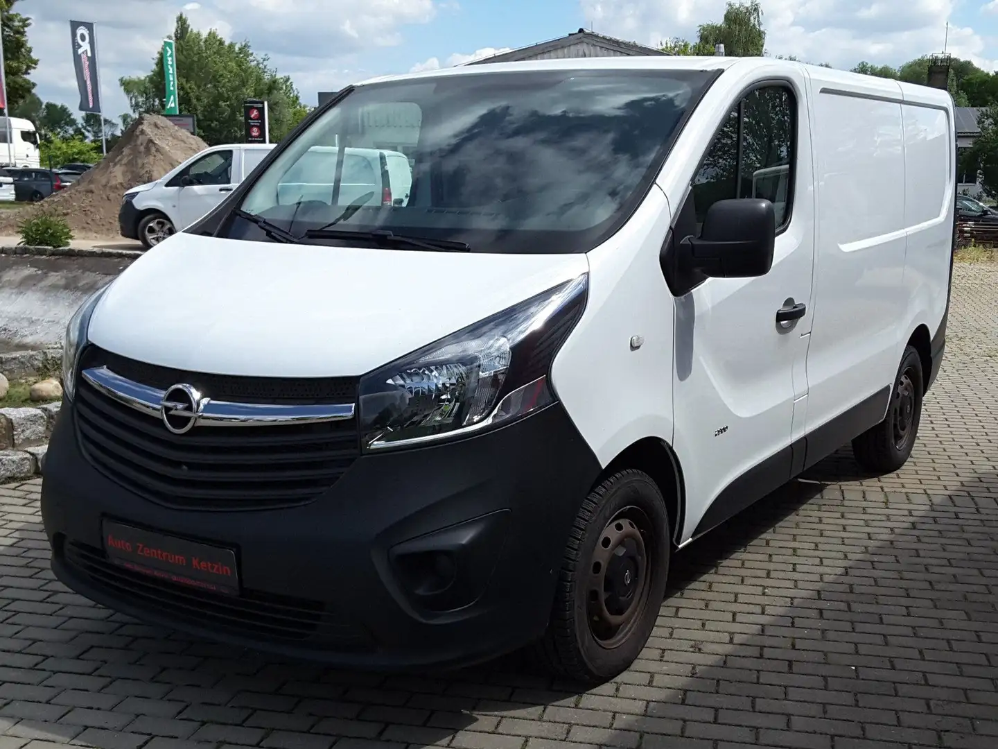 Opel Vivaro Kasten L1H1  2,9t Weiß - 1