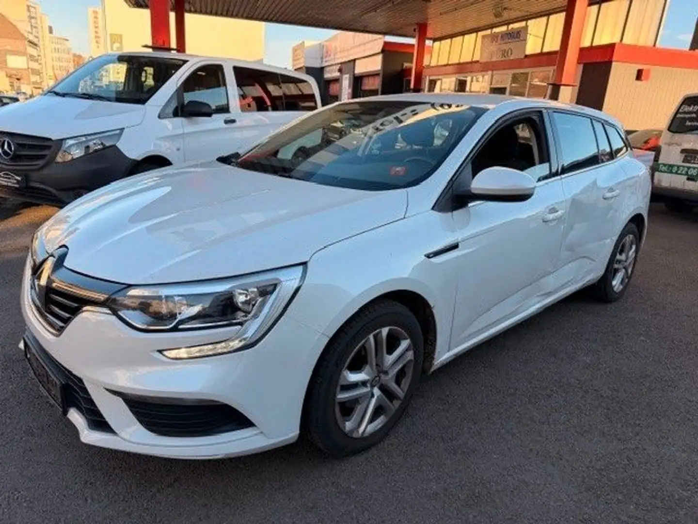 Renault Megane IV Grandtour Play*1 HAND Weiß - 1