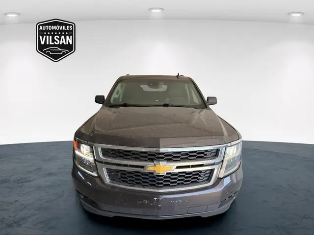 Chevrolet Suburban LT