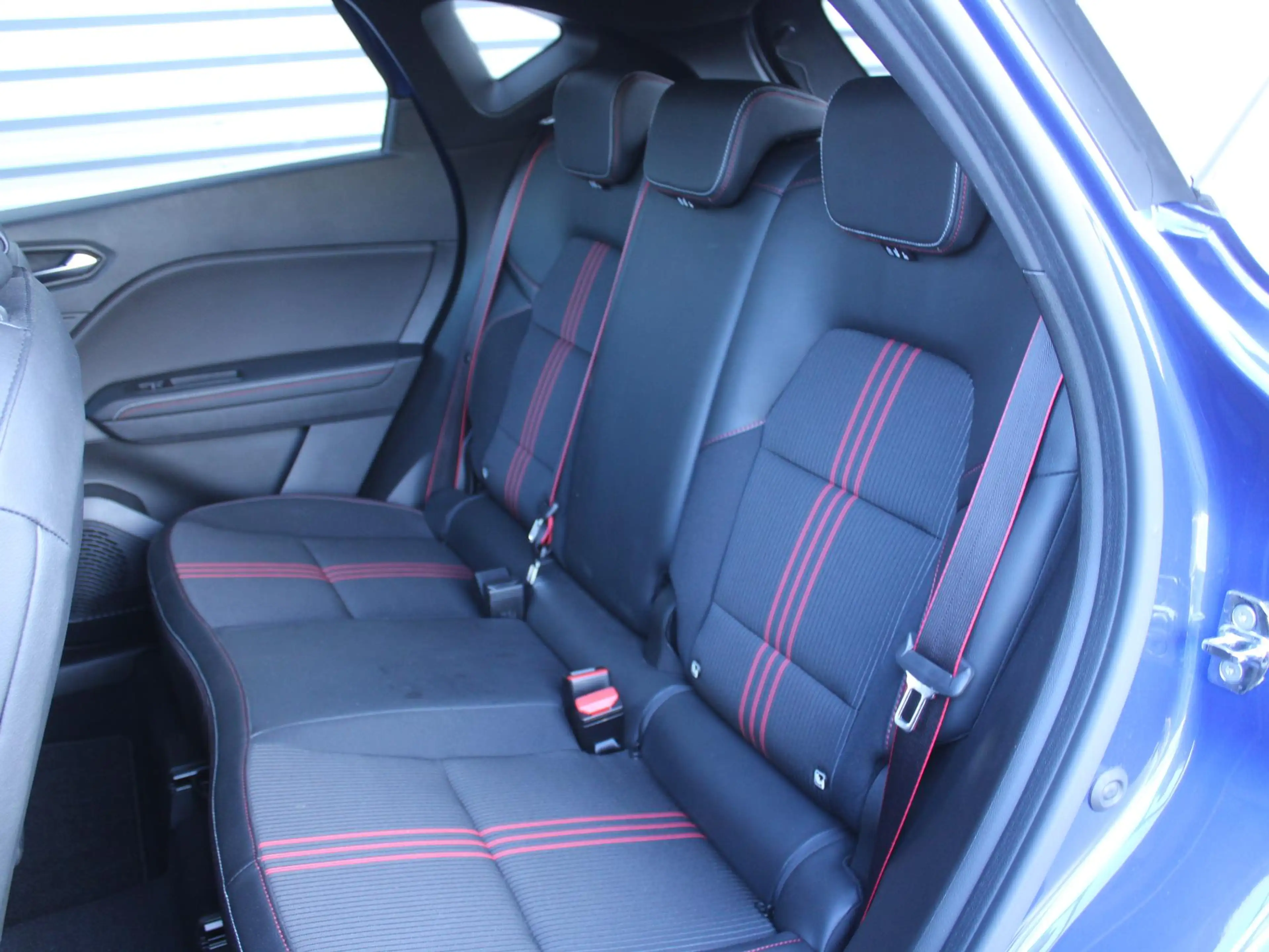 Renault Captur 1.6 E-Tech Hybrid 145 R.S. Line Automaat | Navi | — photo 26