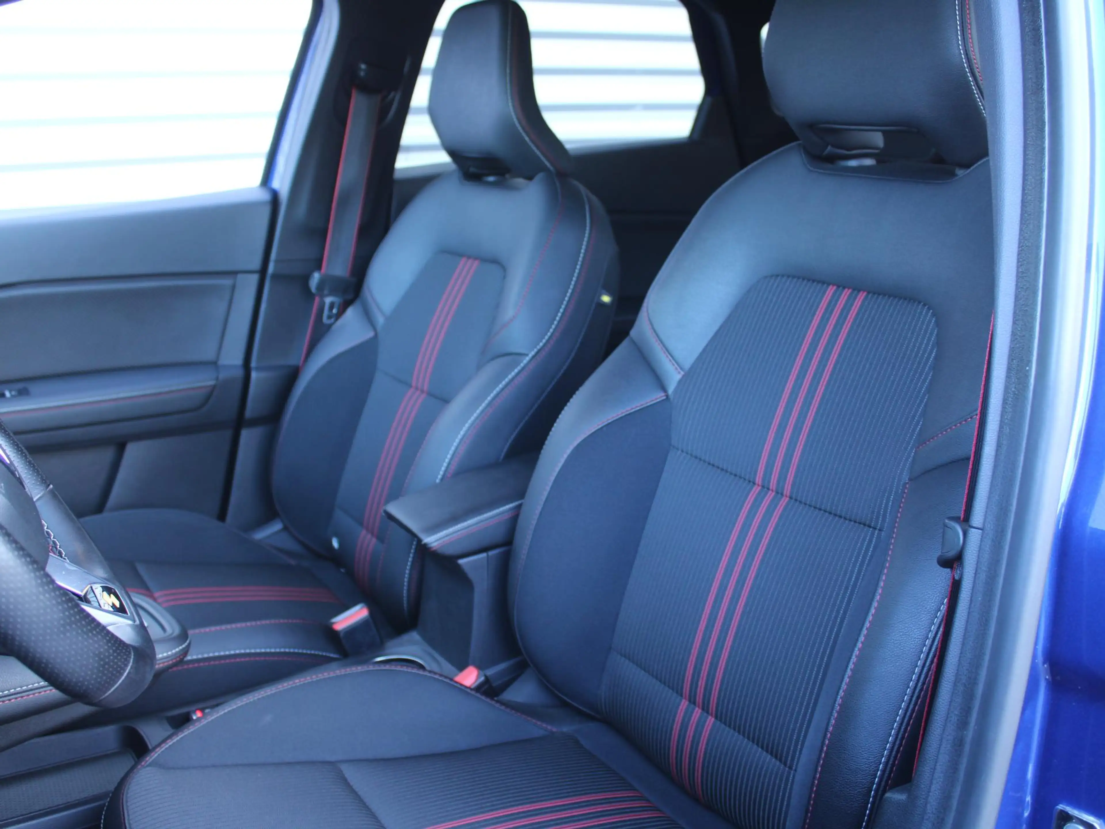 Renault Captur 1.6 E-Tech Hybrid 145 R.S. Line Automaat | Navi | — photo 25