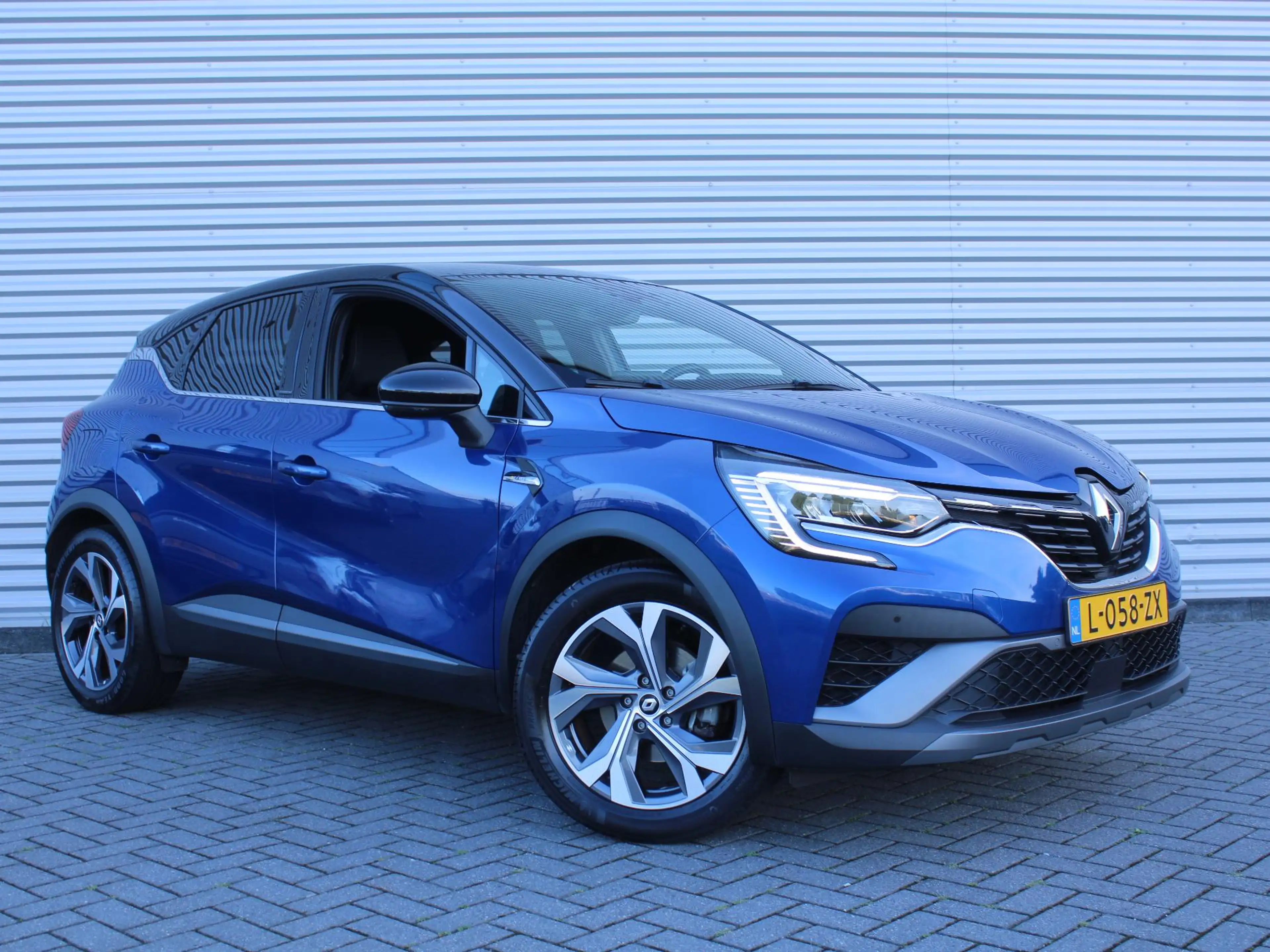 Renault Captur 1.6 E-Tech Hybrid 145 R.S. Line Automaat | Navi | — photo 3