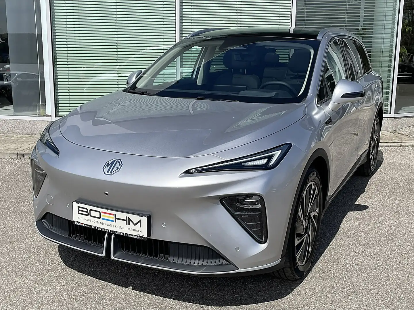 MG Sonstige MGS6 EV 77 kWh Luxury ***AWD*** Silber - 1