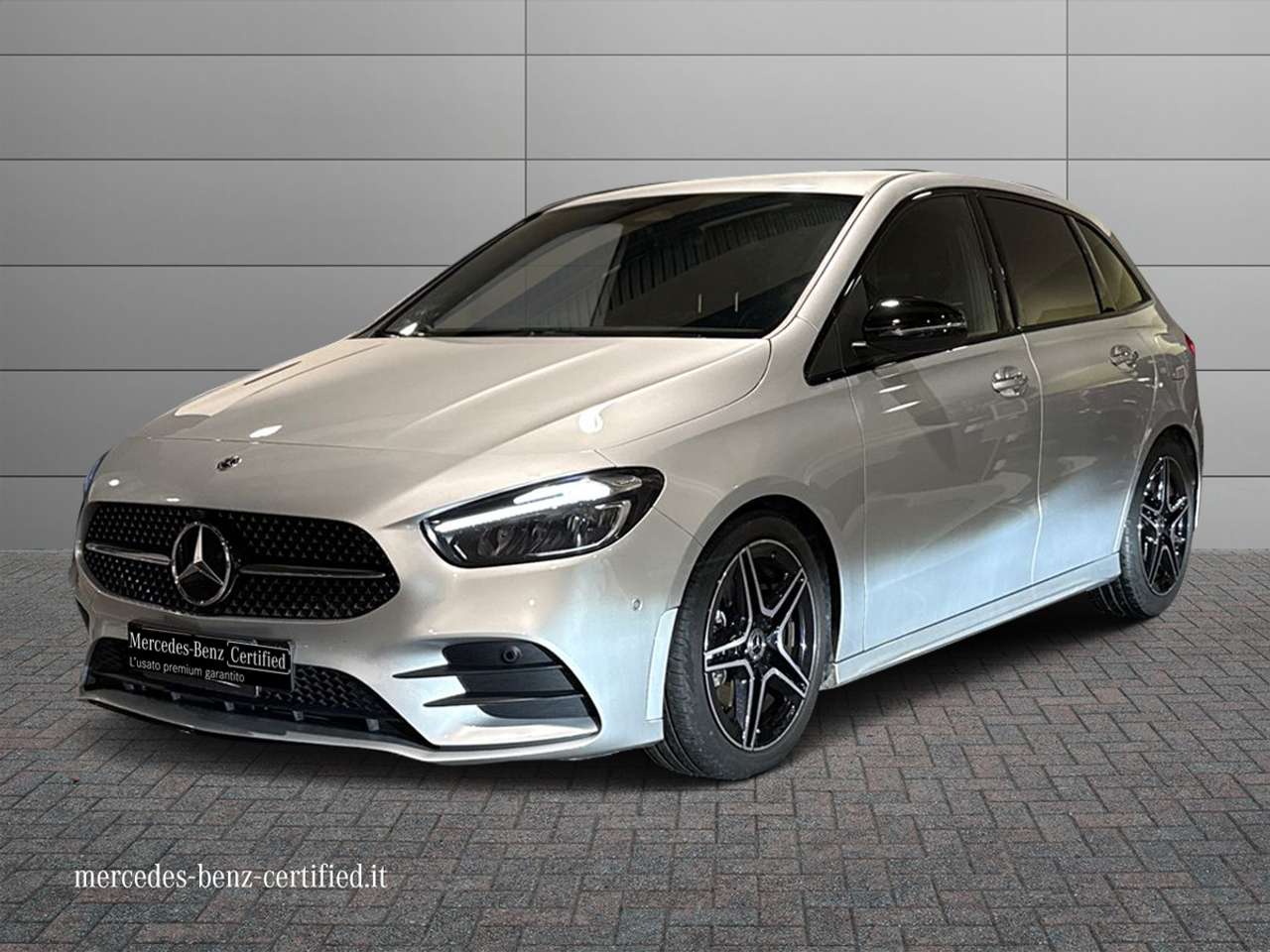 Mercedes-Benz B 180 - B 180 d AMG Line Premium auto