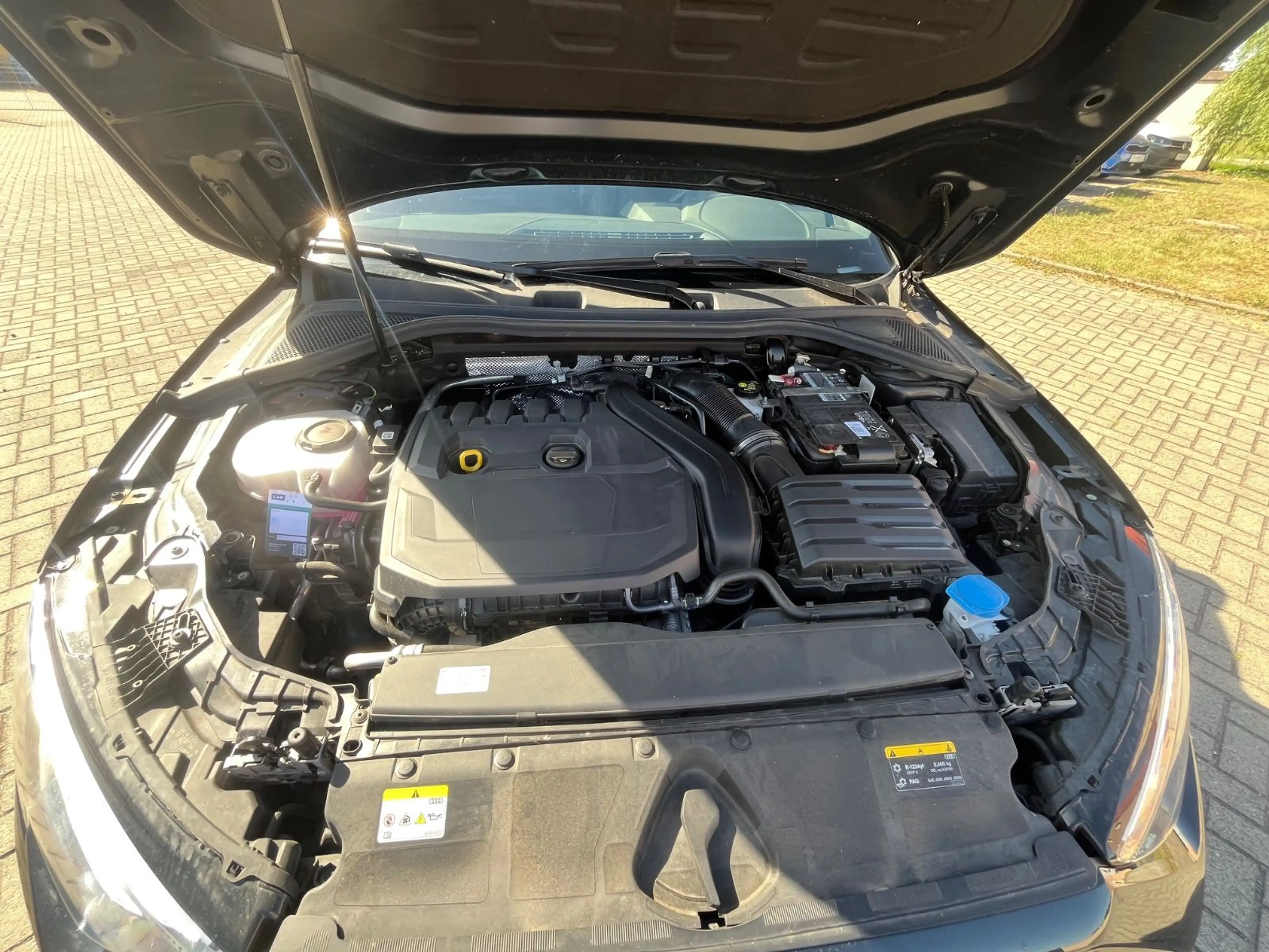 Audi A3 Sportback 35 TFSI advanced*s-line*Garantie* — photo 40