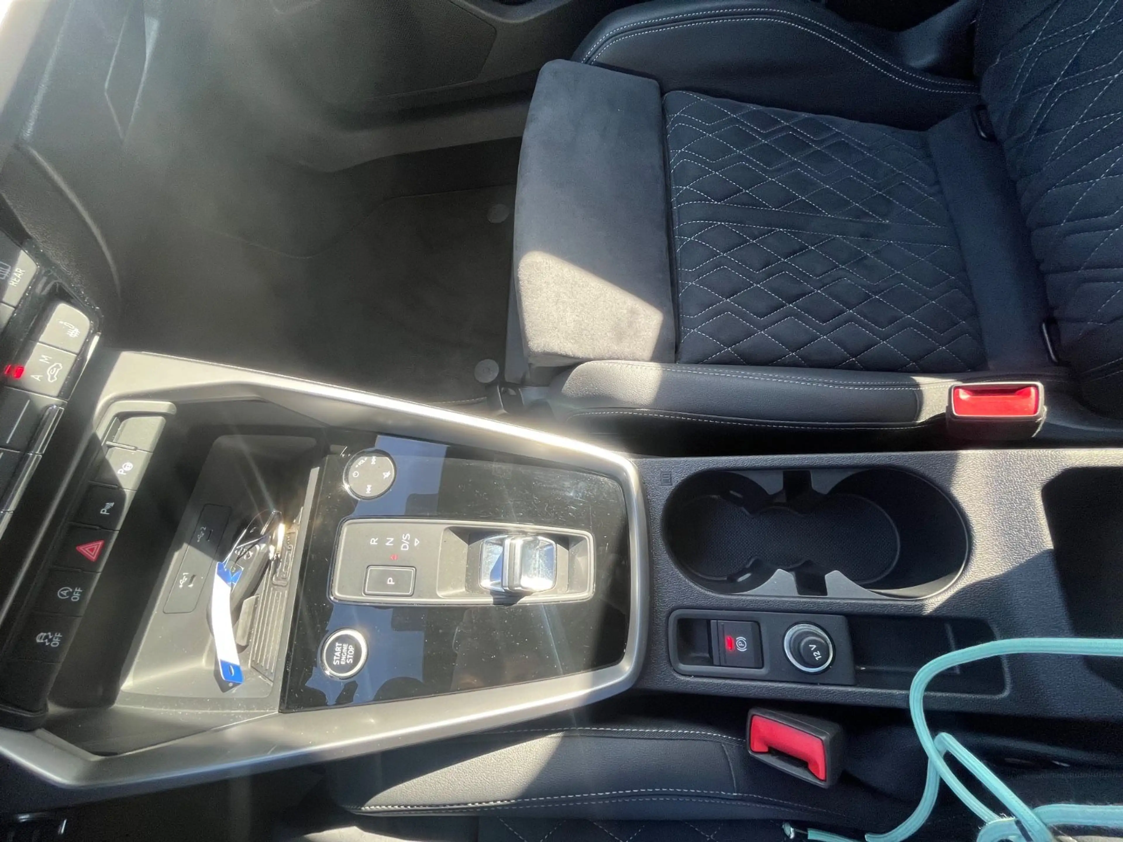 Audi A3 Sportback 35 TFSI advanced*s-line*Garantie* — photo 35