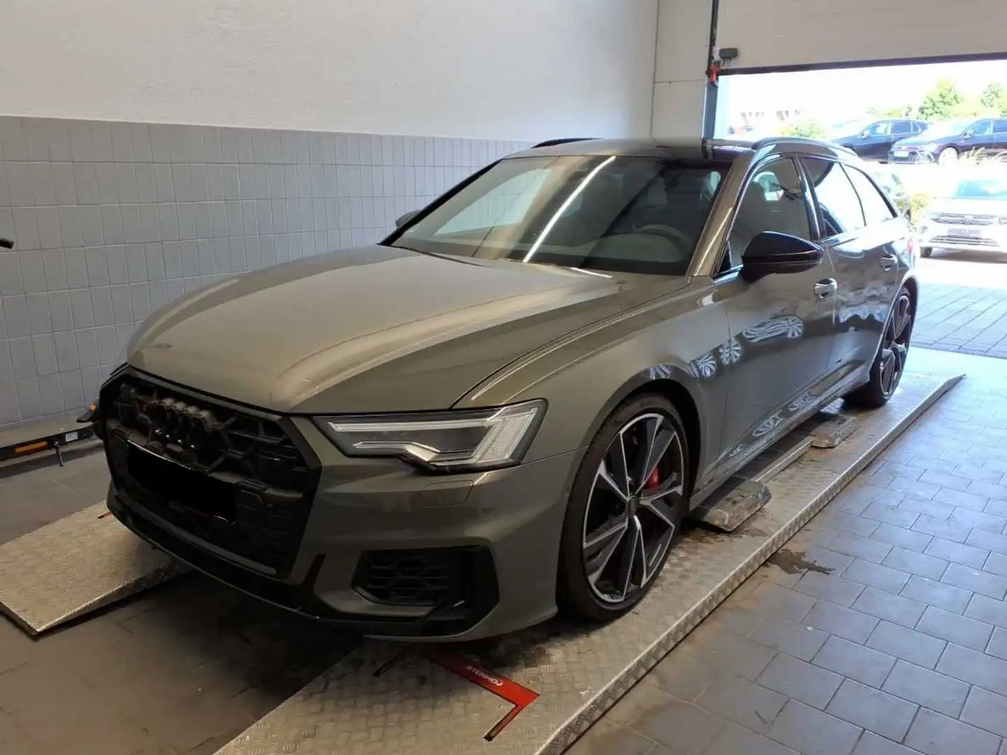 Audi S6 Avant Carbon S-Sitze B&O Black Pano Memory R-Cam Grau - 1