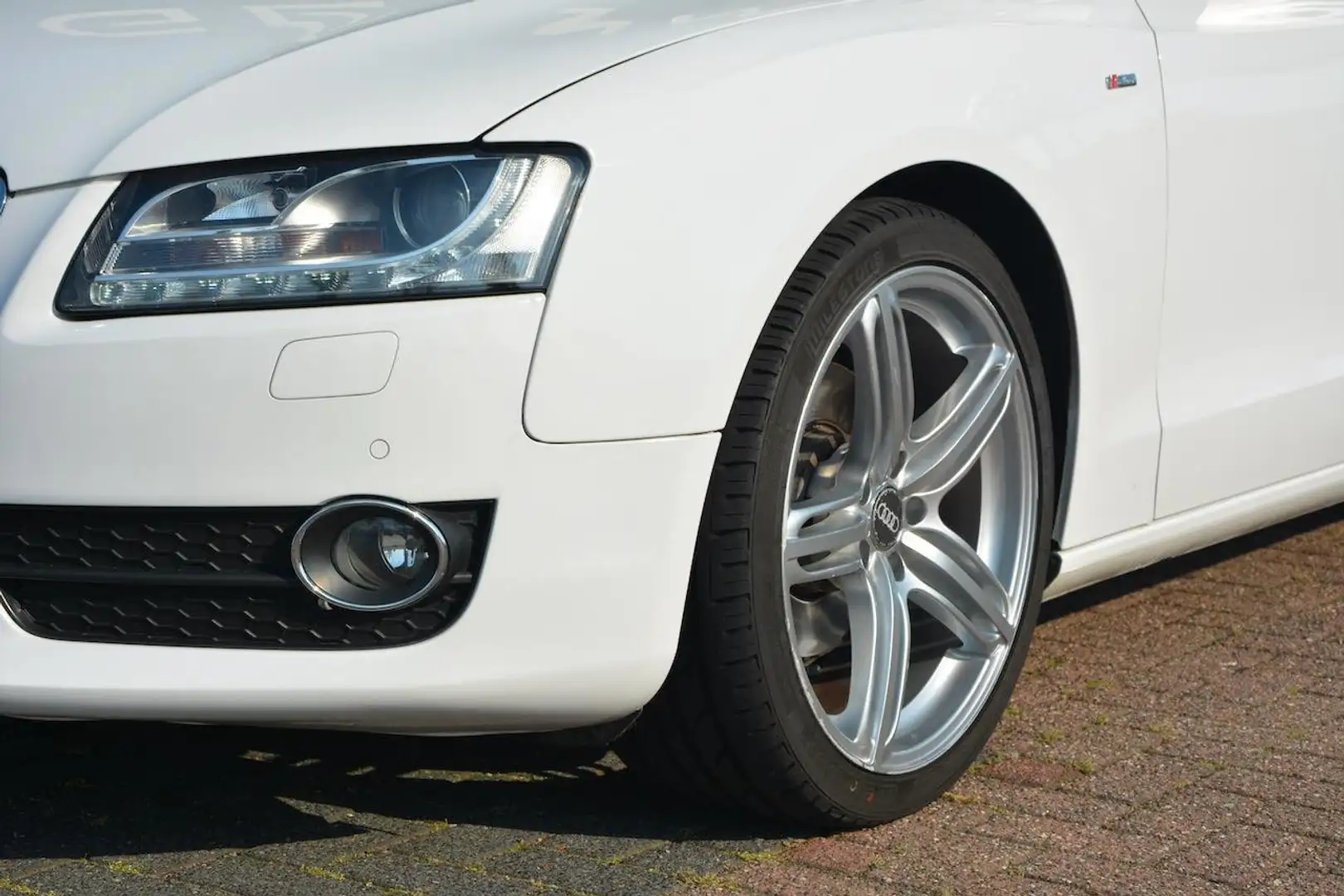 Audi A5 Cabriolet 2.0 TFSI AUT|Clima|Cruise|NAV|LED|Dealer Wit - 2