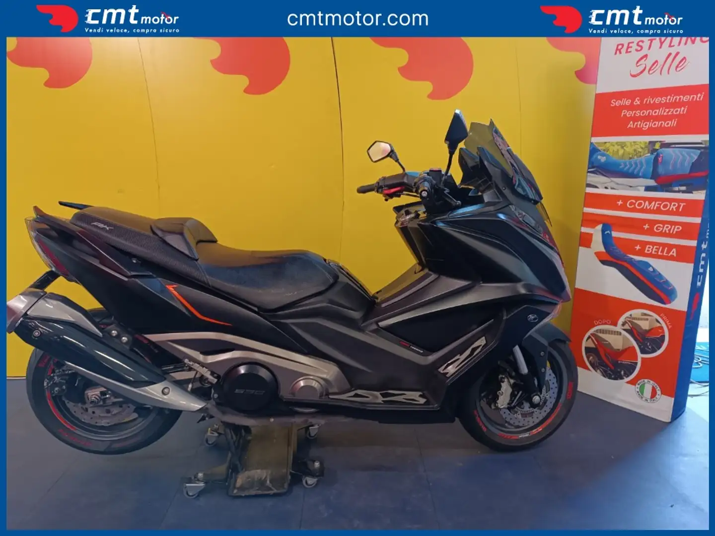 Kymco AK 550 - 1