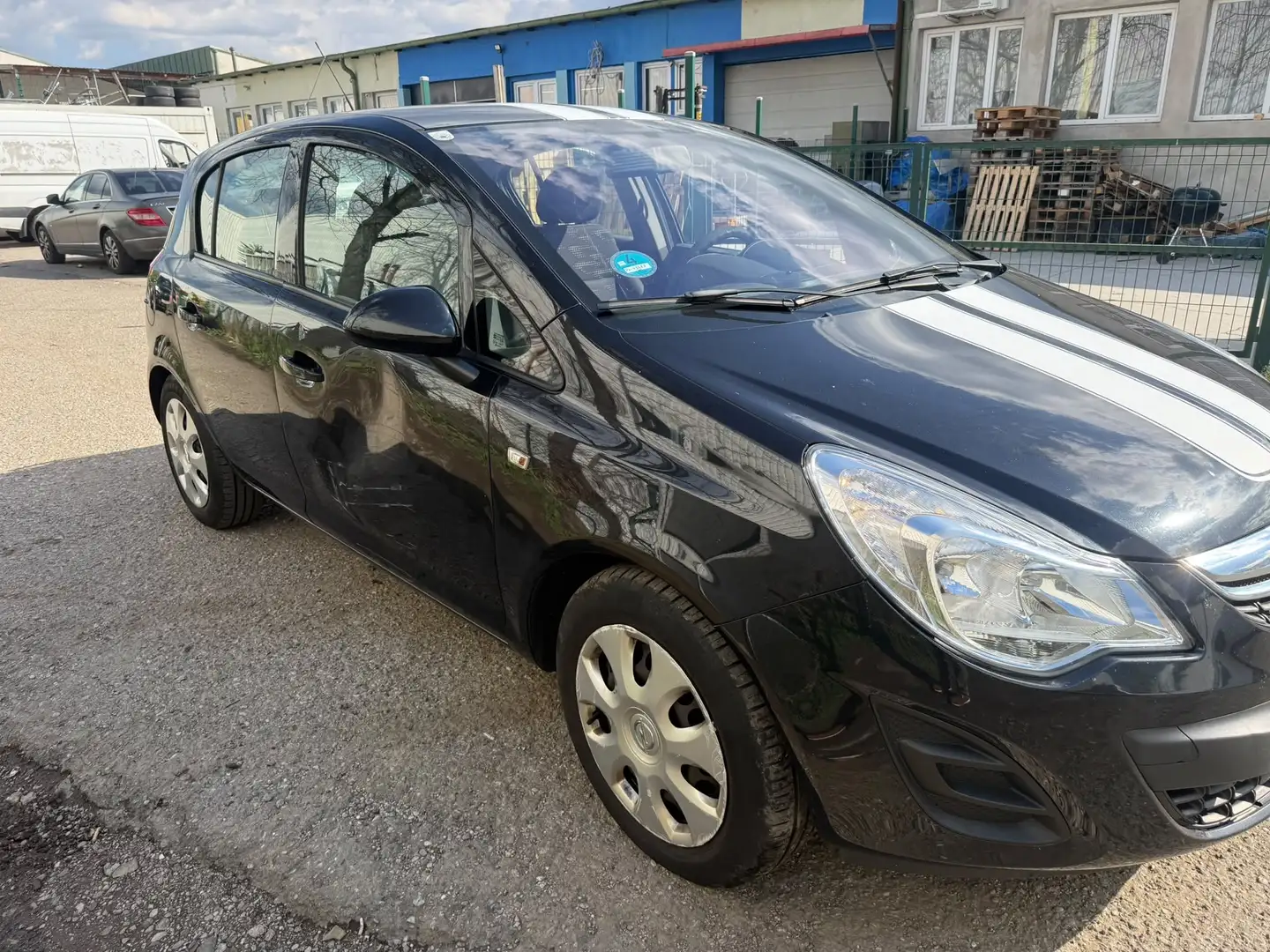Opel Corsa 1,2 Cool & Sound - 2