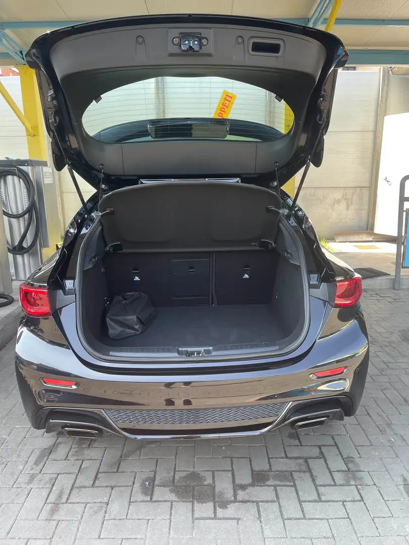 Infiniti Q30 Q30 1.5d Sport 109cv Nero - 2