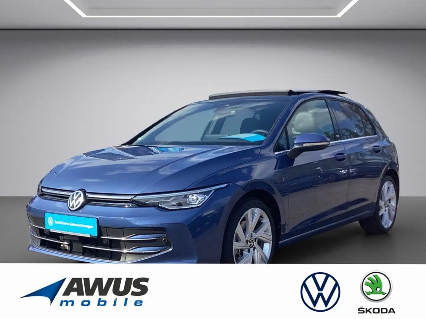 Volkswagen Golf VIII 1.5TSI DSG Edition 50 Jahre Blau - 1