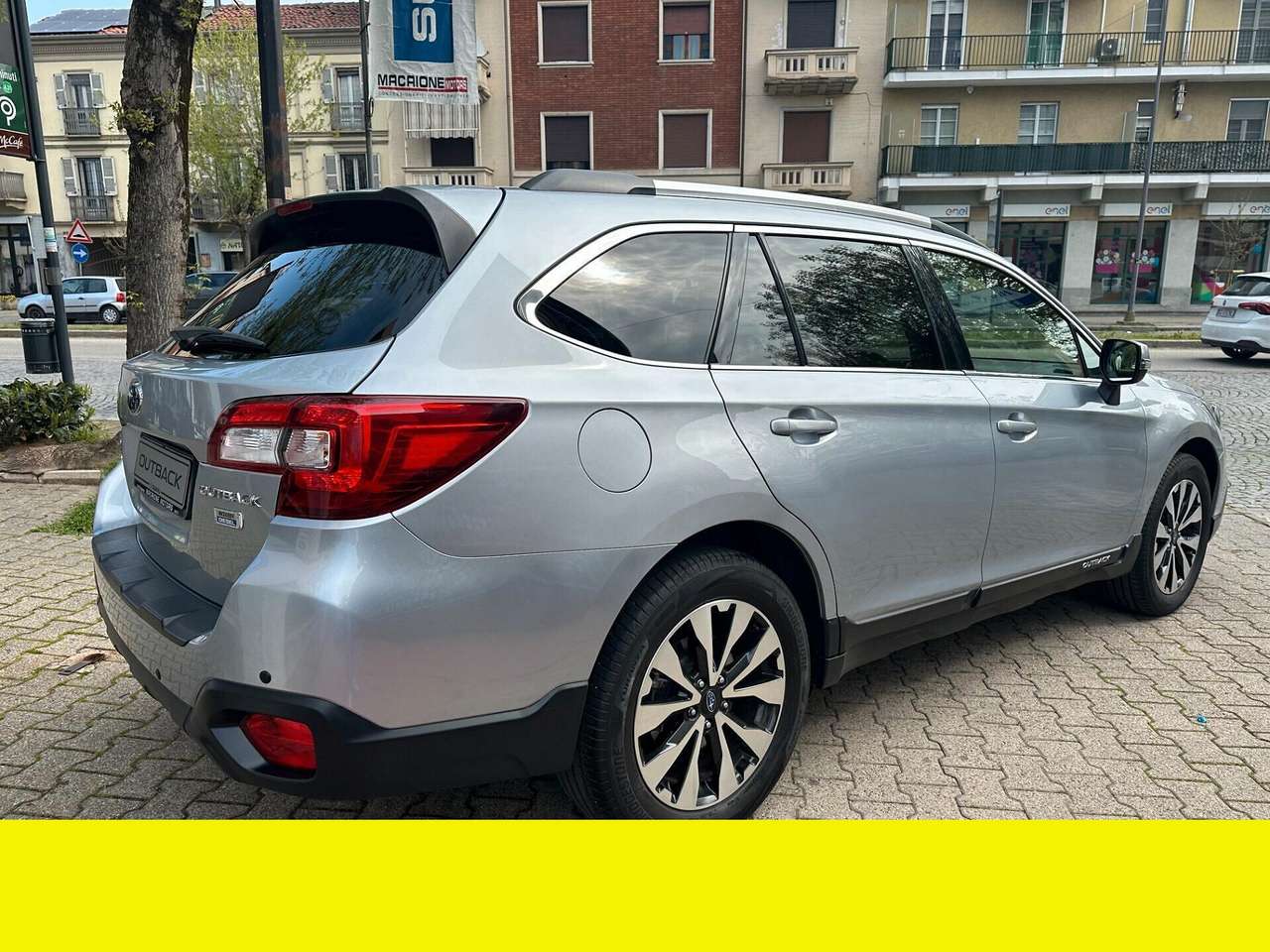 Subaru OUTBACK