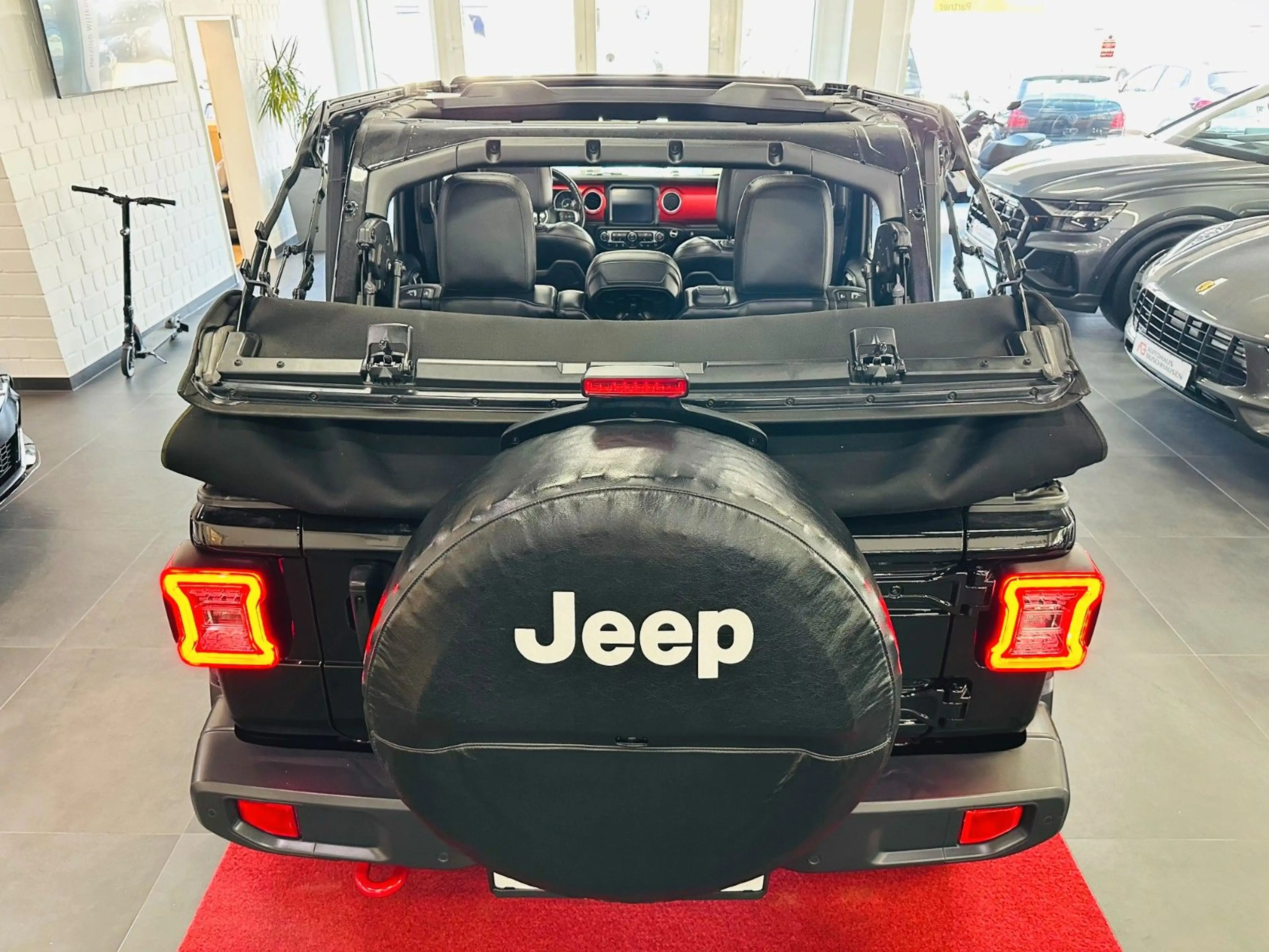 Jeep Wrangler 2.2CRDi Unlimited Rubicon Softtop Autom — photo 10