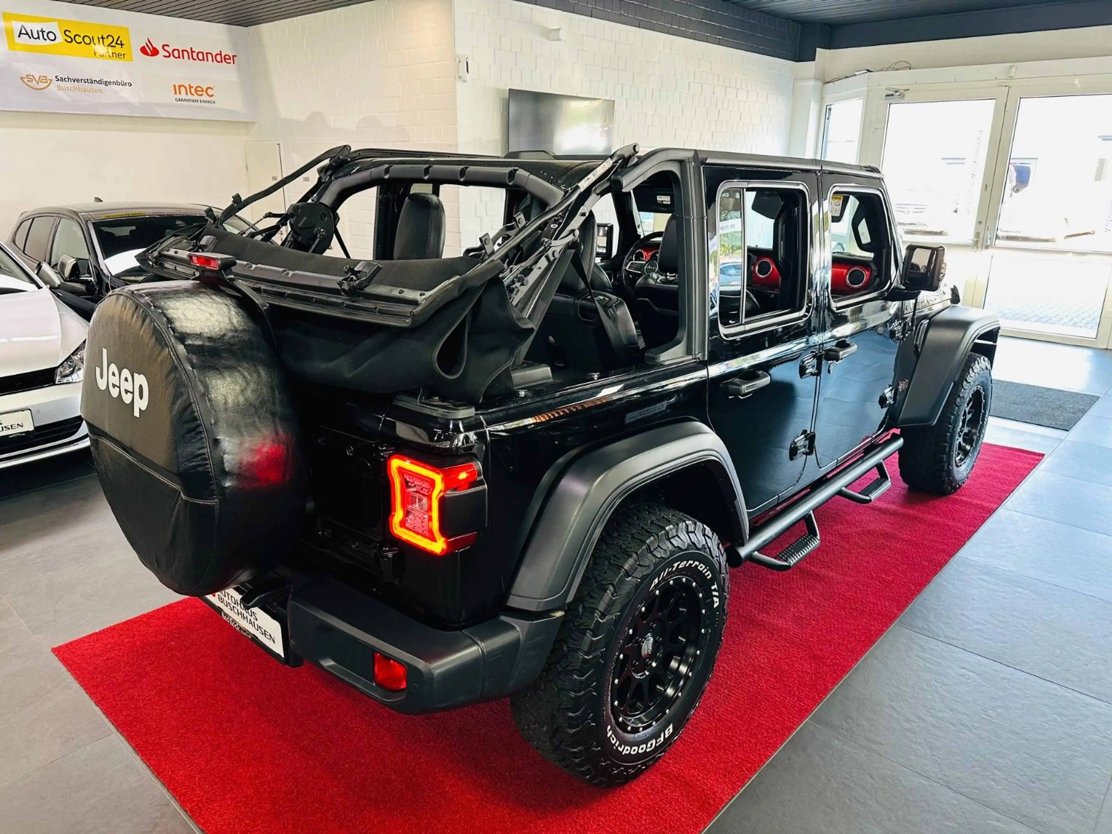 Jeep Wrangler 2.2CRDi Unlimited Rubicon Softtop Autom — photo 4
