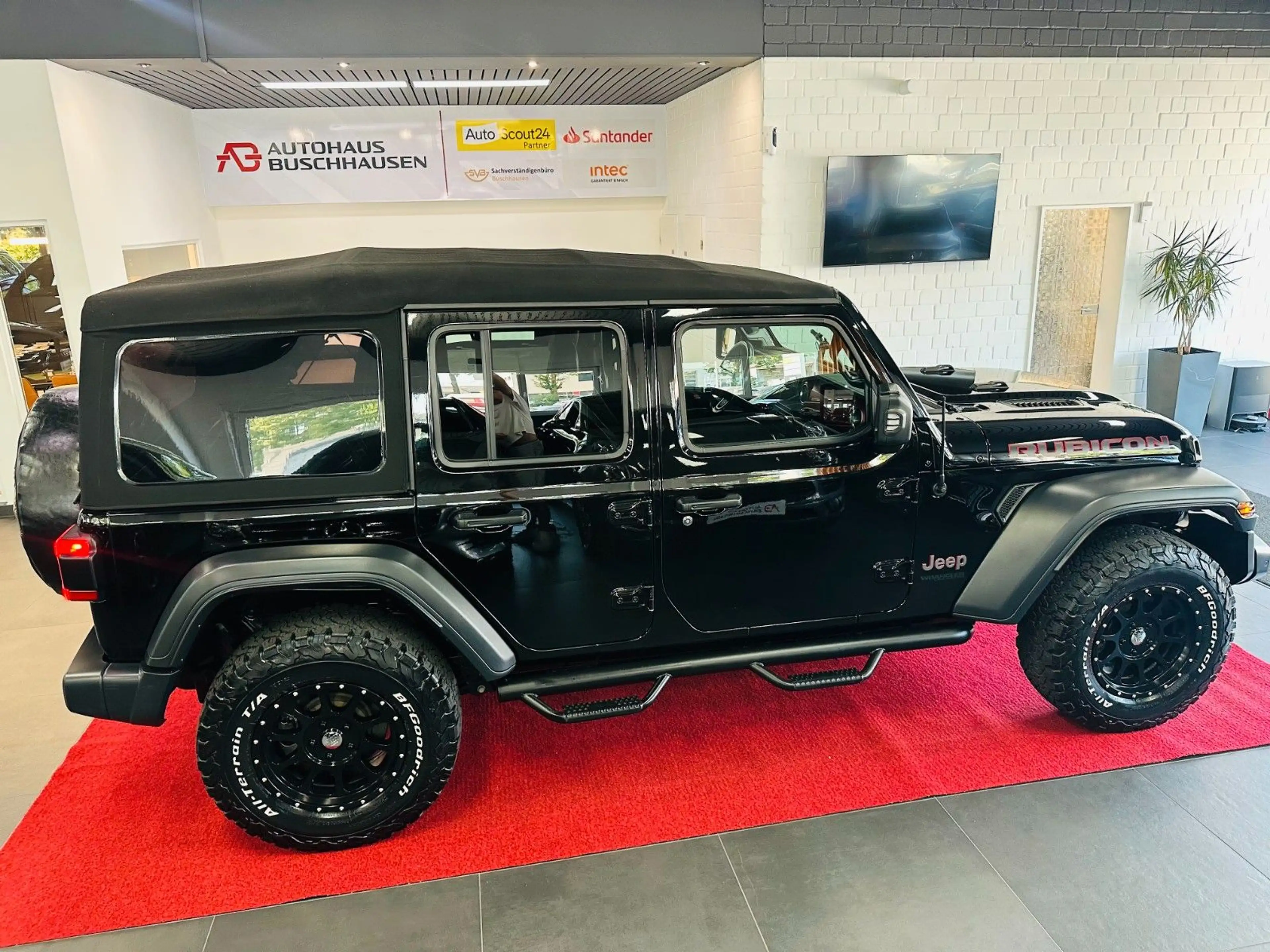 Jeep Wrangler 2.2CRDi Unlimited Rubicon Softtop Autom — photo 14