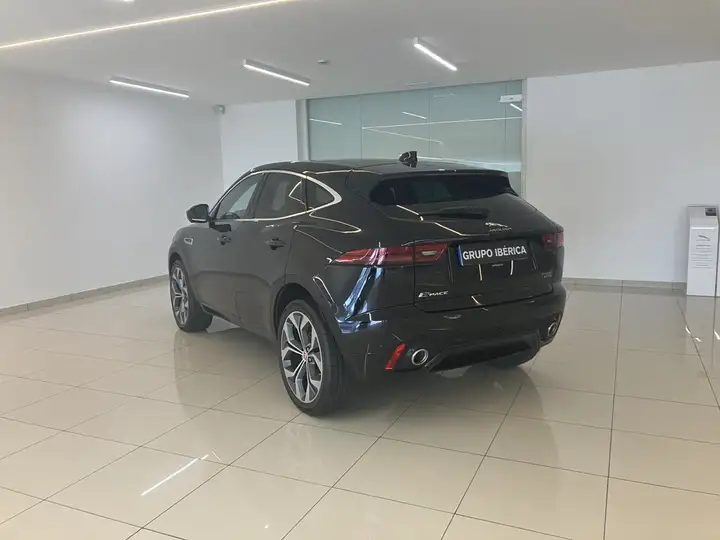 Jaguar E-Pace 2019, foto 30