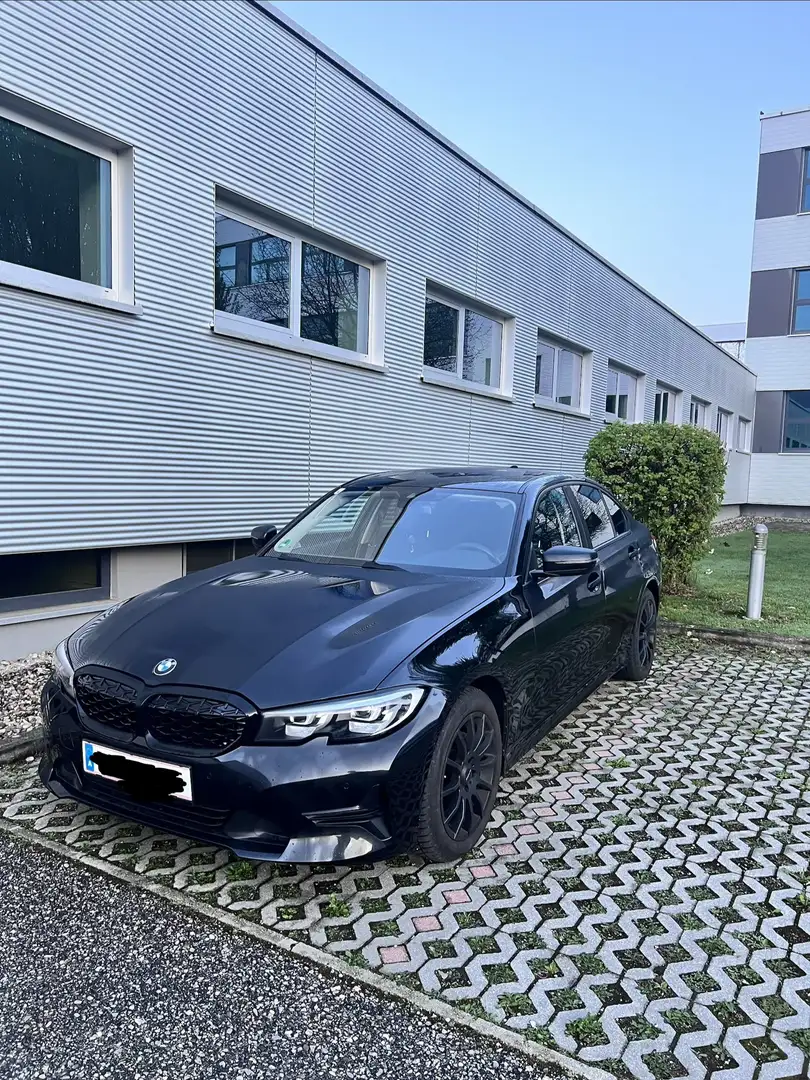 BMW 318 318 d Advantage Schwarz - 1