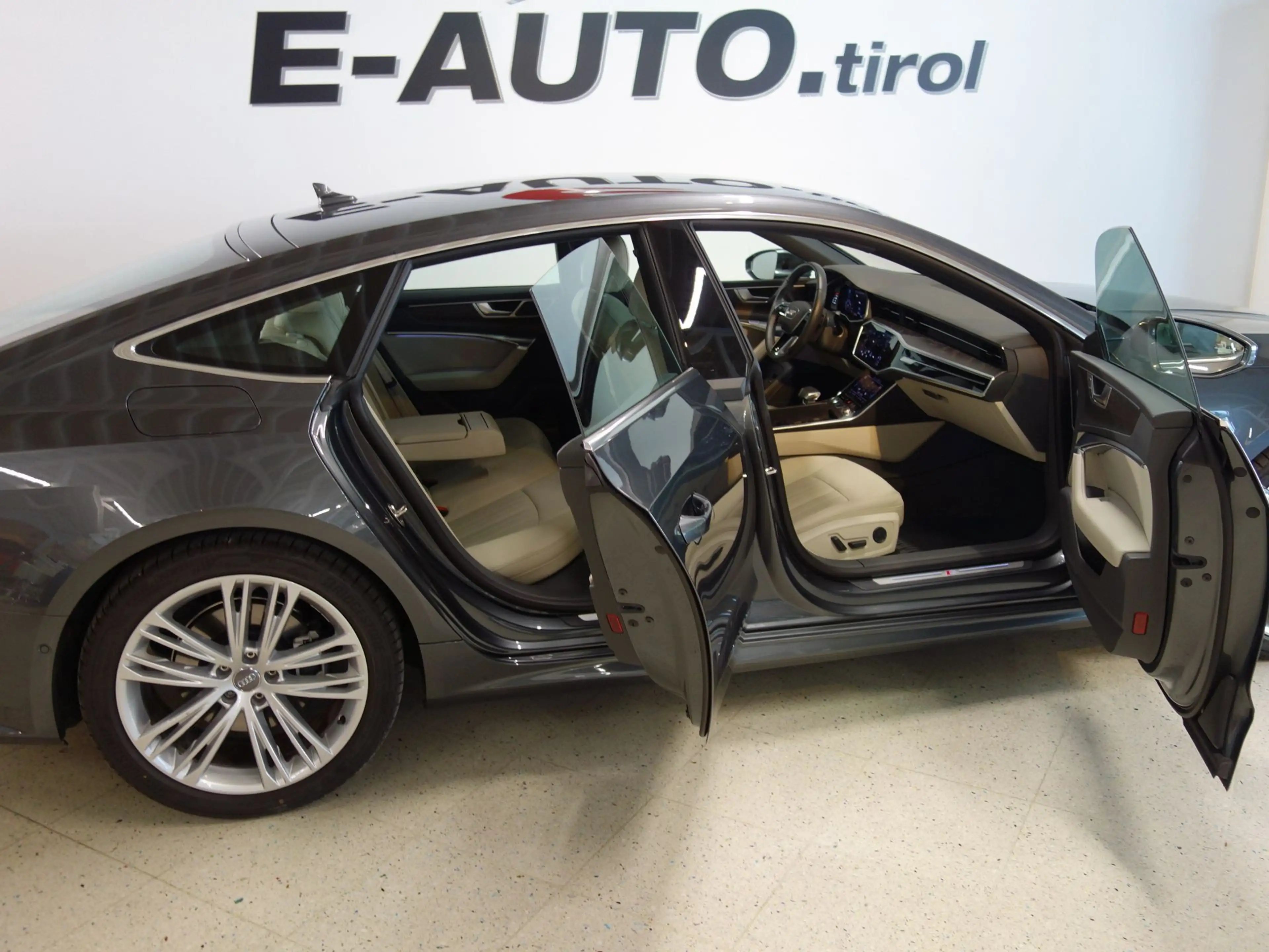 Audi A7 SB 55 TFSI quattro S-tronic *S-LINE *ASSISTENZ *M — photo 13
