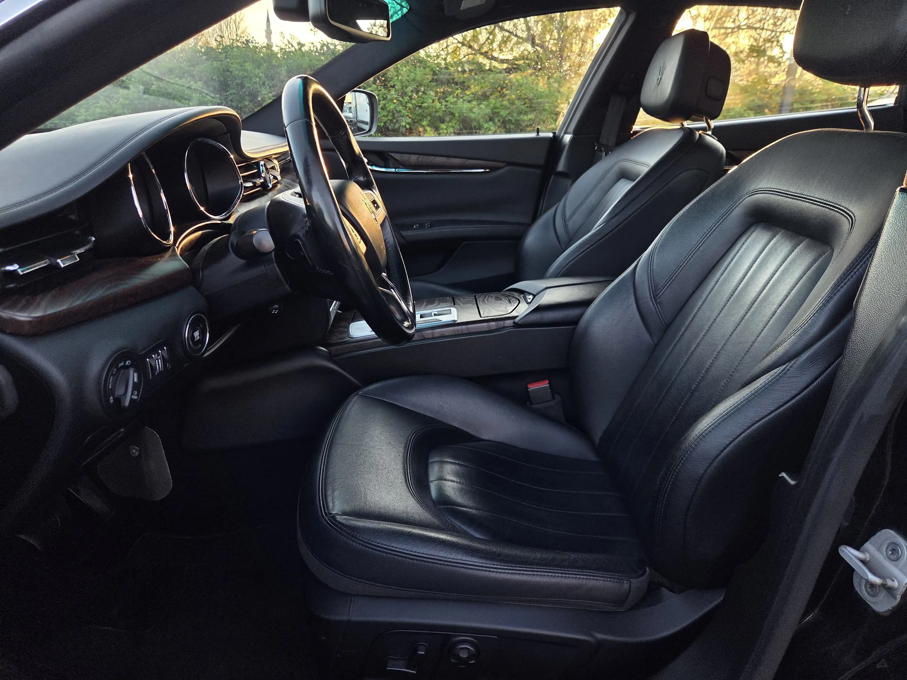 Maserati Quattroporte 3.0 V6 Xenon Rückfahrkamera Leder Sitzheizung — photo 9