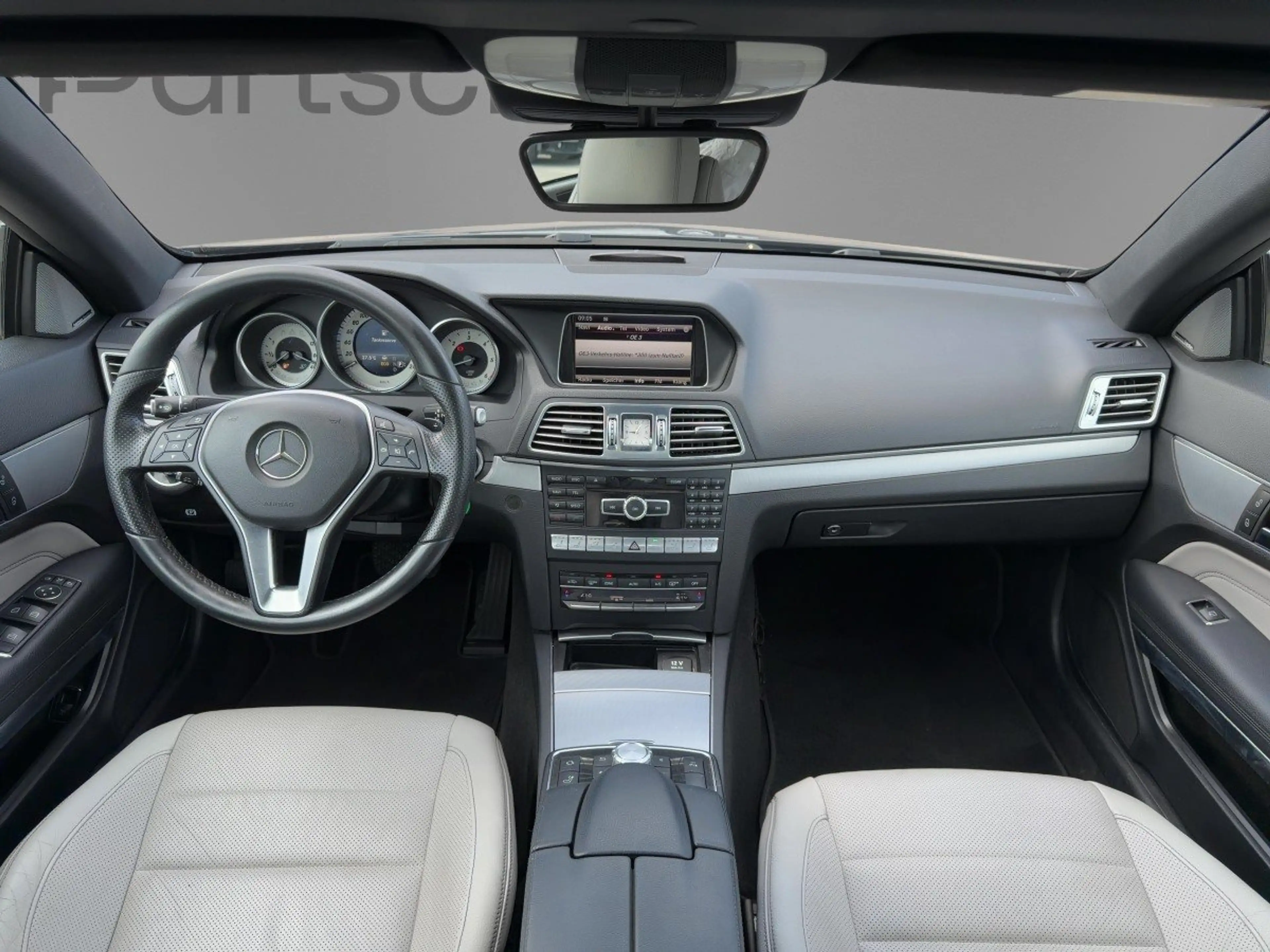Mercedes-Benz E 350 d Cabrio Airscarf, Aircap, Burmester — photo 6
