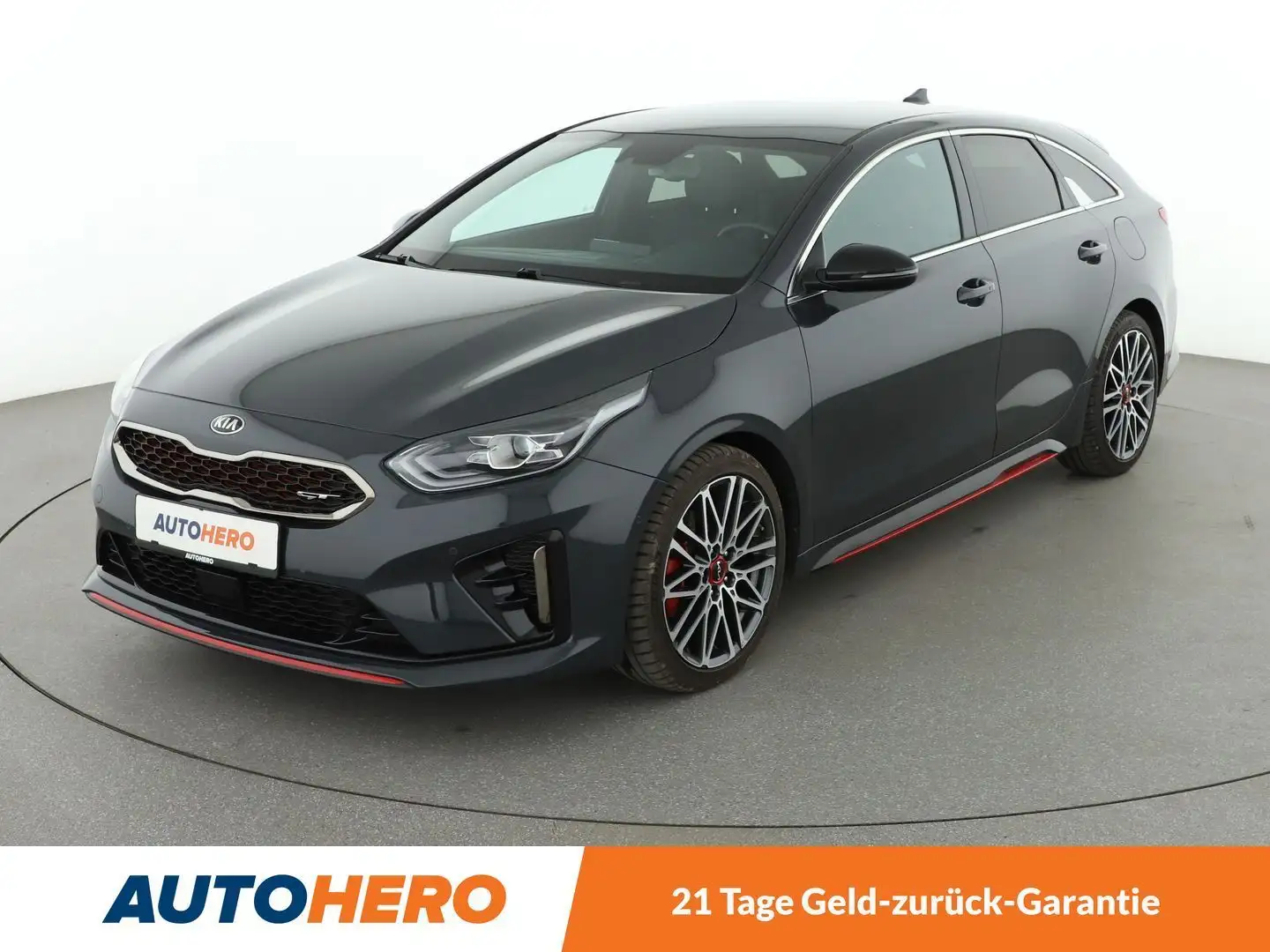 Kia ProCeed / pro_cee'd 1.6 TGDI GT Aut*NAVI*LED*ACC*CAM*PDC*SHZ* Grau - 1