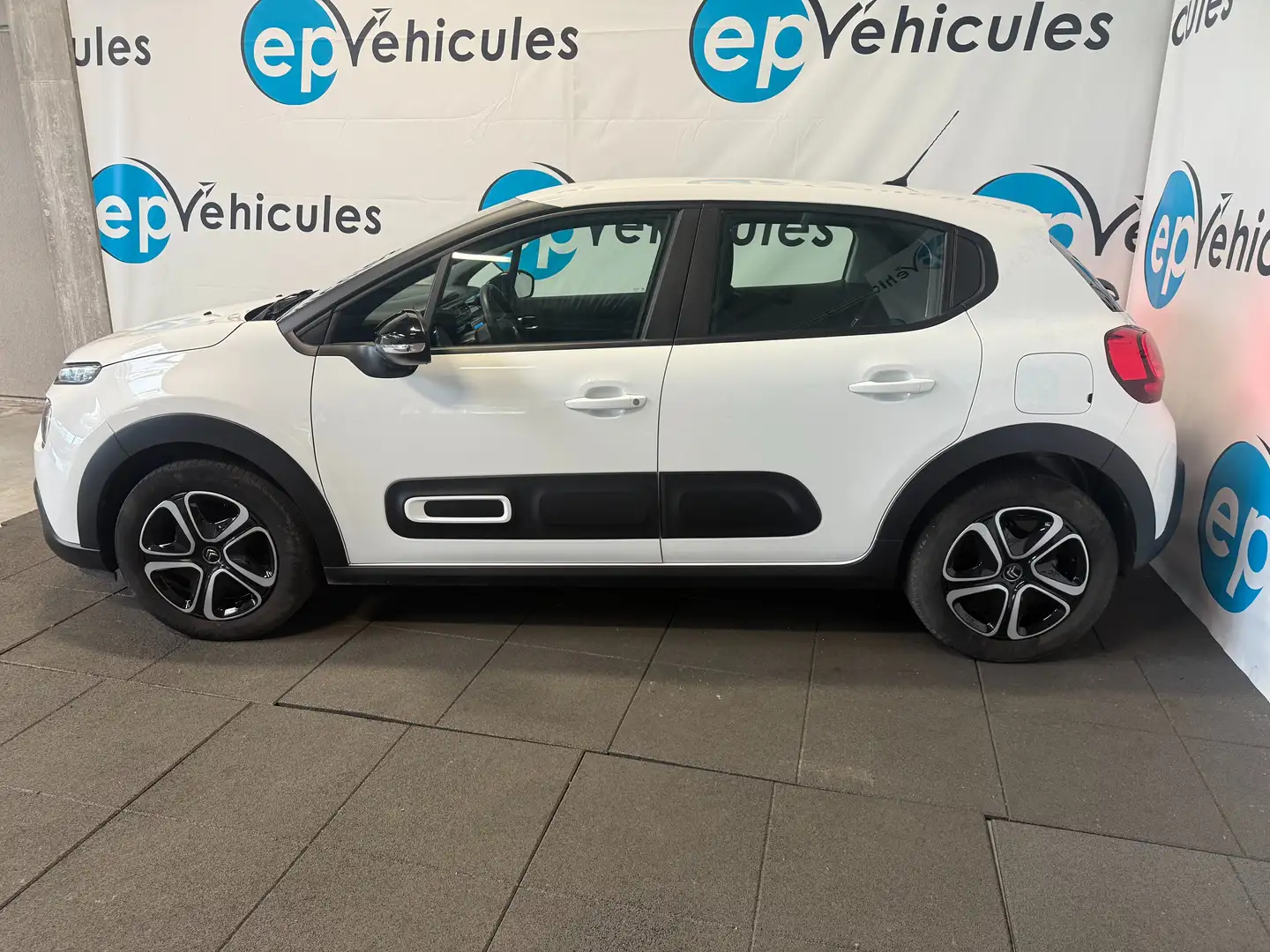 Citroen C3 C3 Pure Tech 110 PLUS Blanc - 2