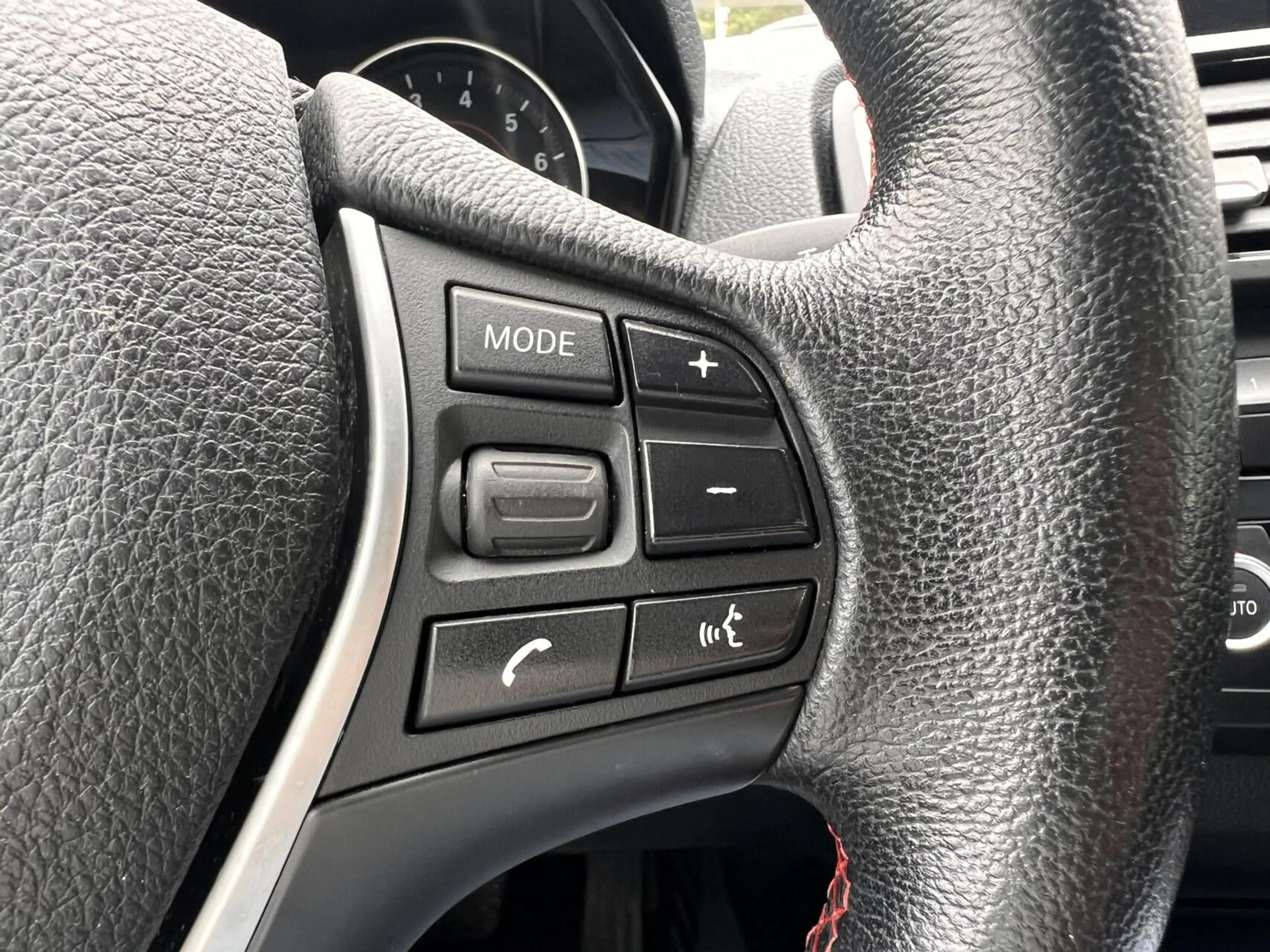 BMW 118 1-serie 118i Sport Line Airco Cruise Navi Open dak — photo 37