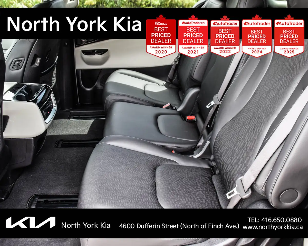 Kia Carnival снимка Kia Carnival
