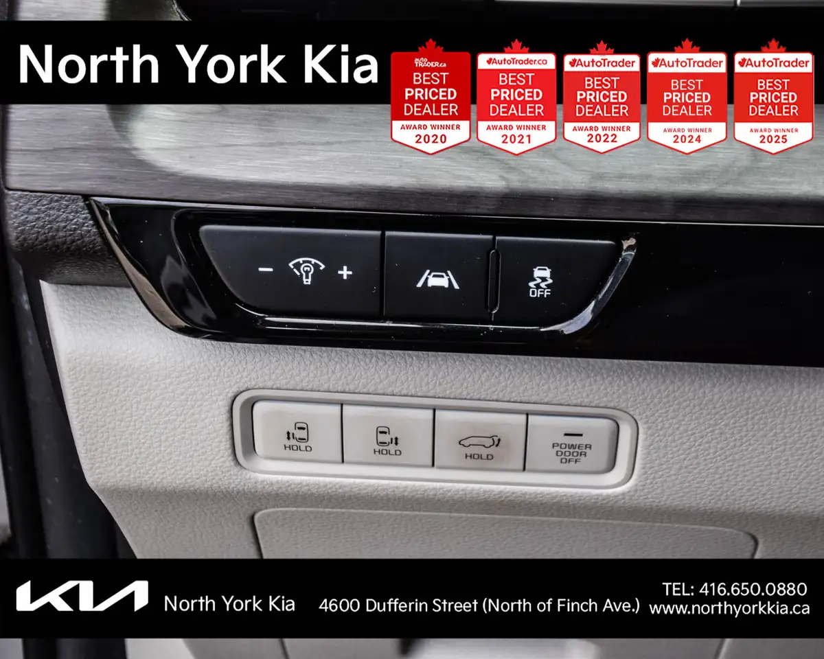 Kia Carnival снимка Kia Carnival