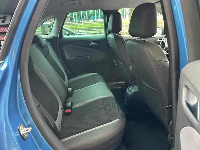 Opel Crossland X view 12