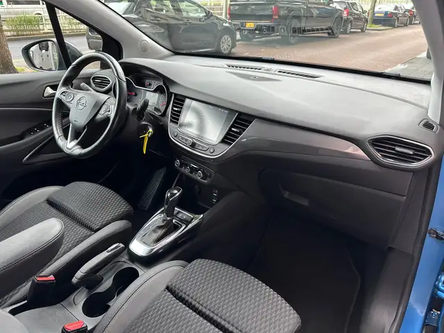 Opel Crossland X view 10