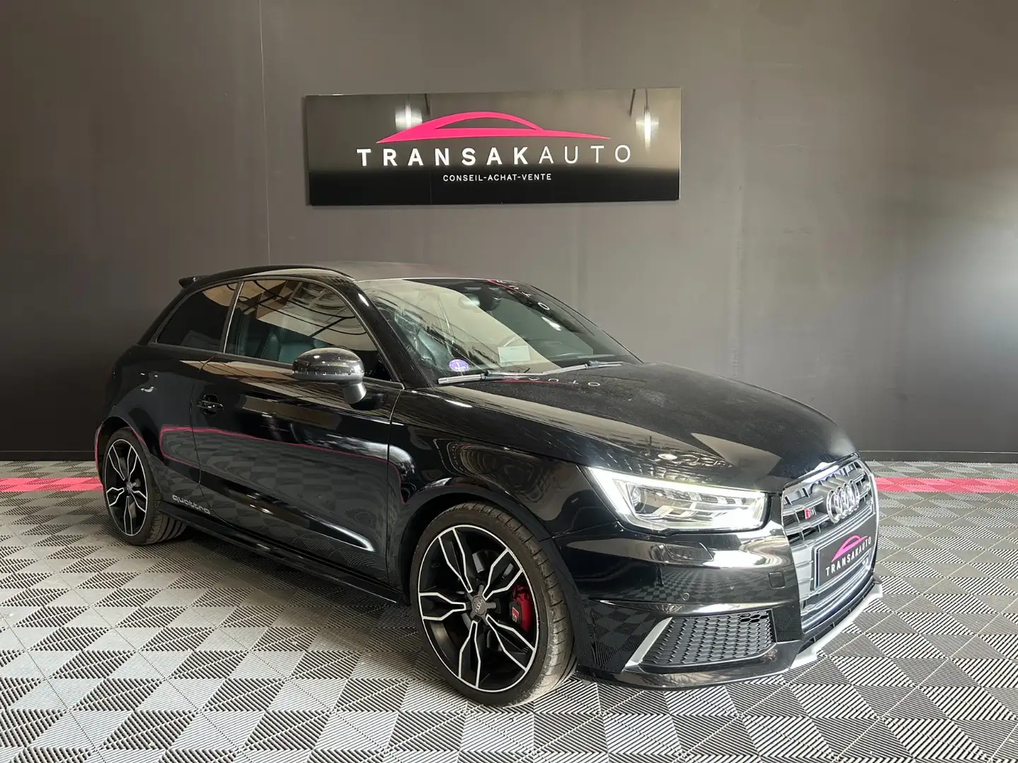 Audi S1 Černá - 1