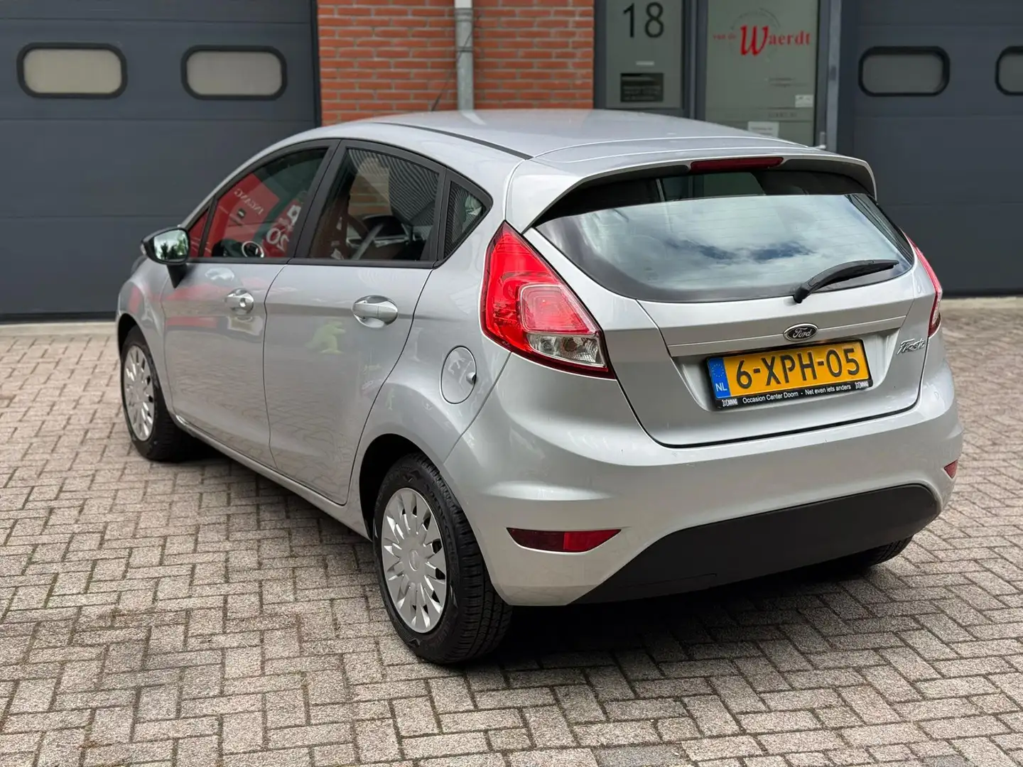 Ford Fiesta 1.6 TDCi Lease Style/Luxe/Airco/Elek.pakket/NAP/On Grijs - 2
