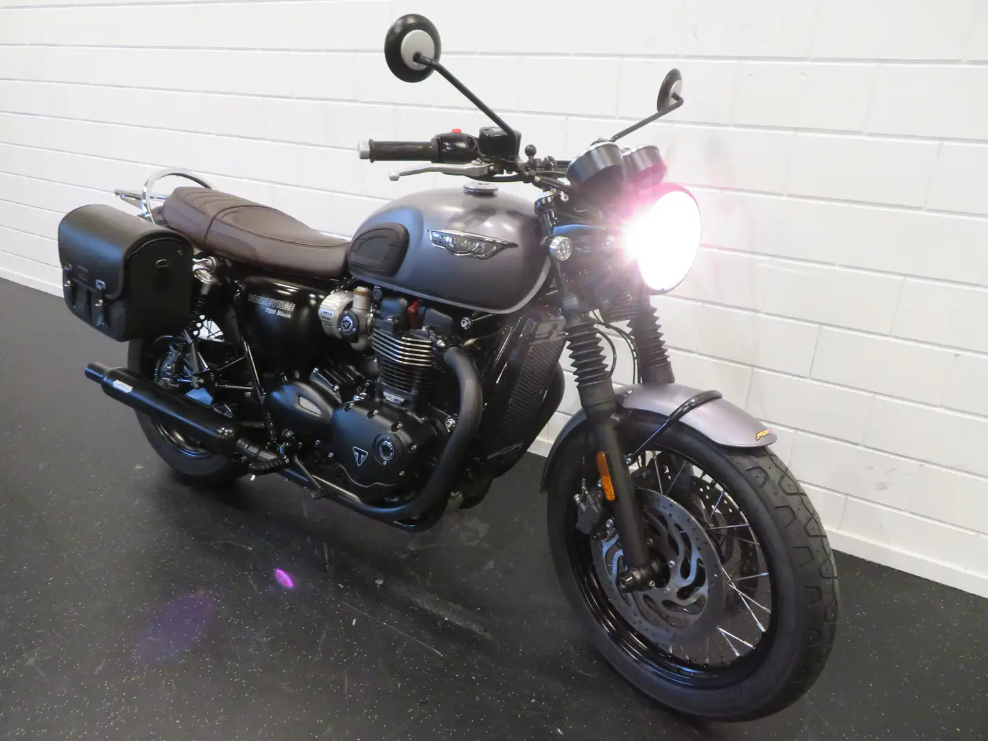 Triumph Bonneville T120 NIEUWSTAAT! - 2