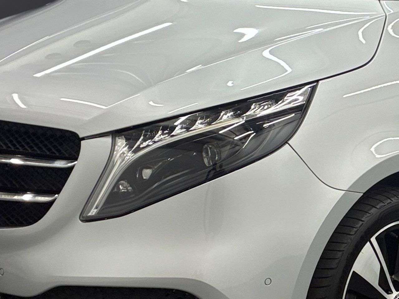 Mercedes-Benz V 220