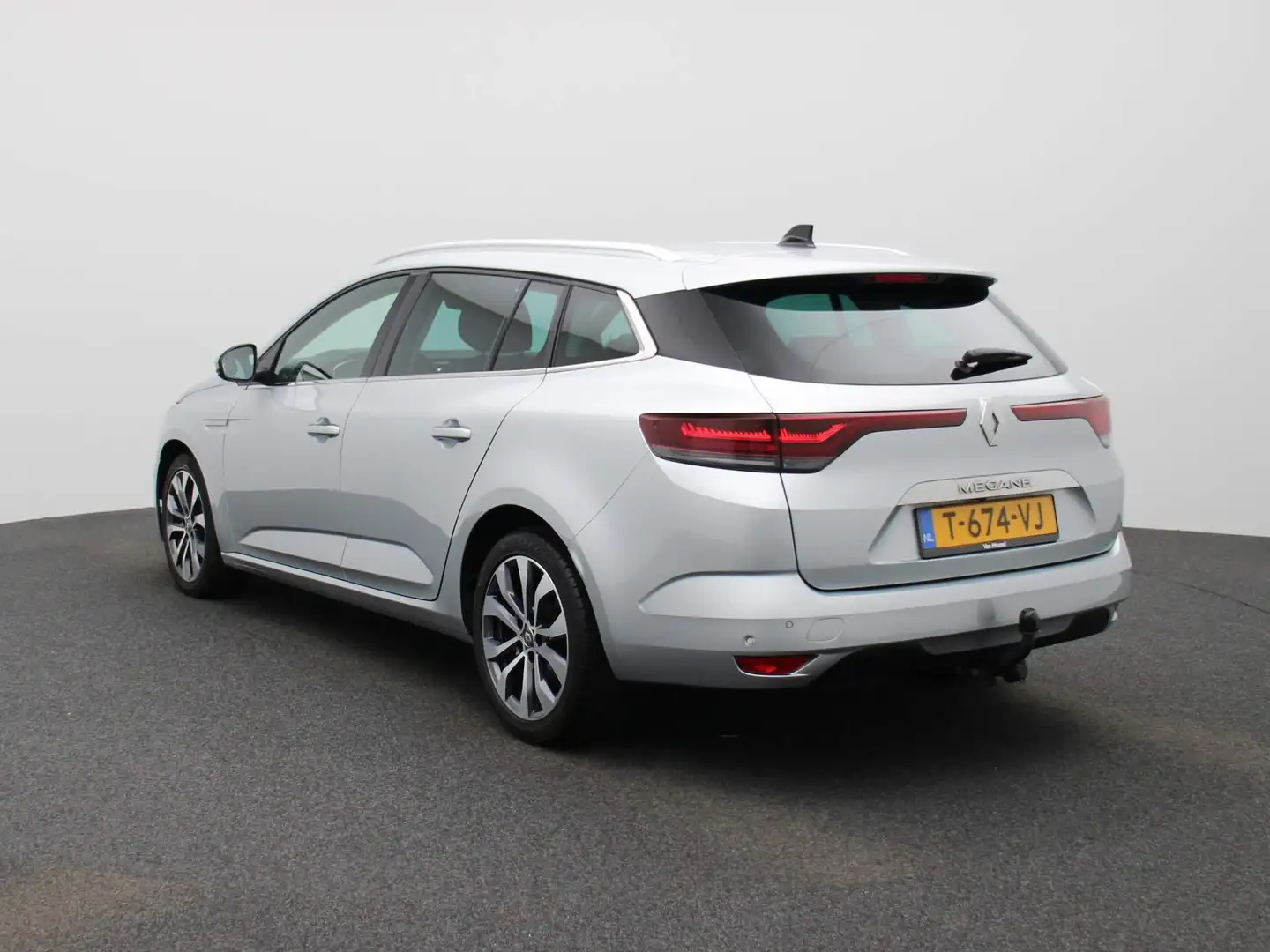 Renault Megane Estate 1.3 TCe 140PK Techno | Trekhaak | Navigatie Grijs - 2