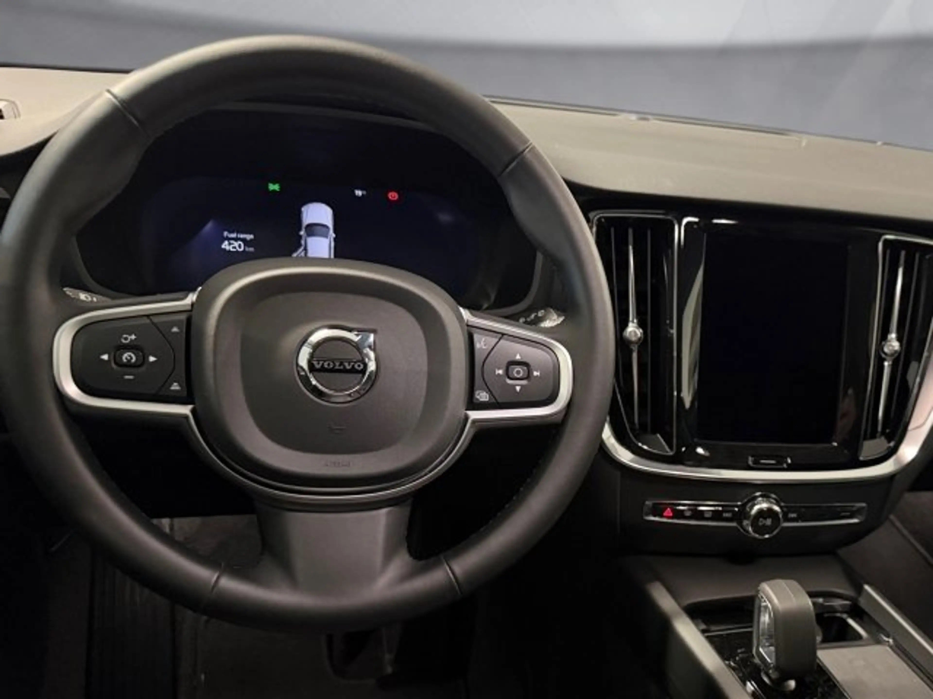 Volvo V60 Core, B4 Mild Hybrid, Benzin — photo 10