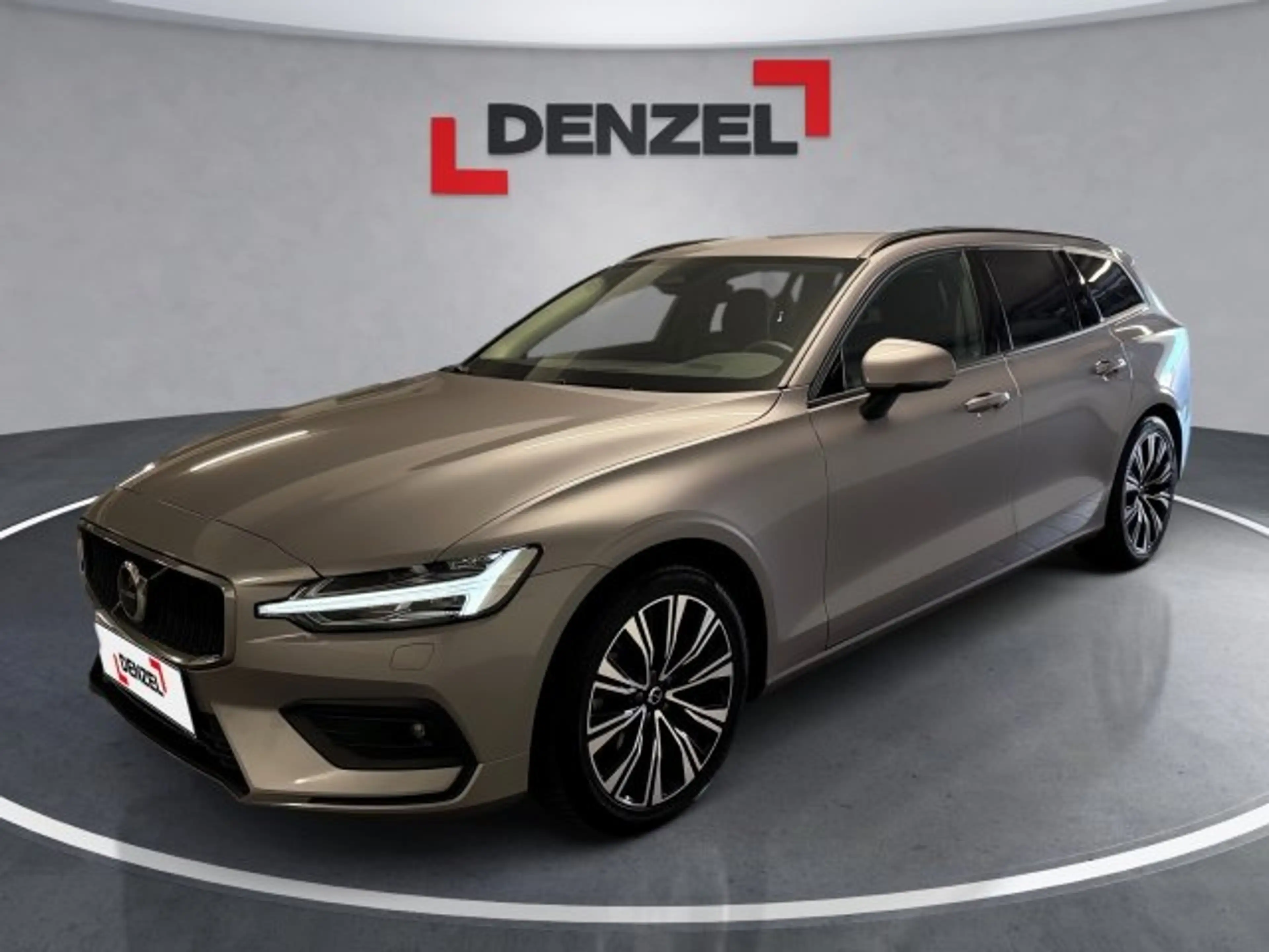 Volvo V60 Core, B4 Mild Hybrid, Benzin
