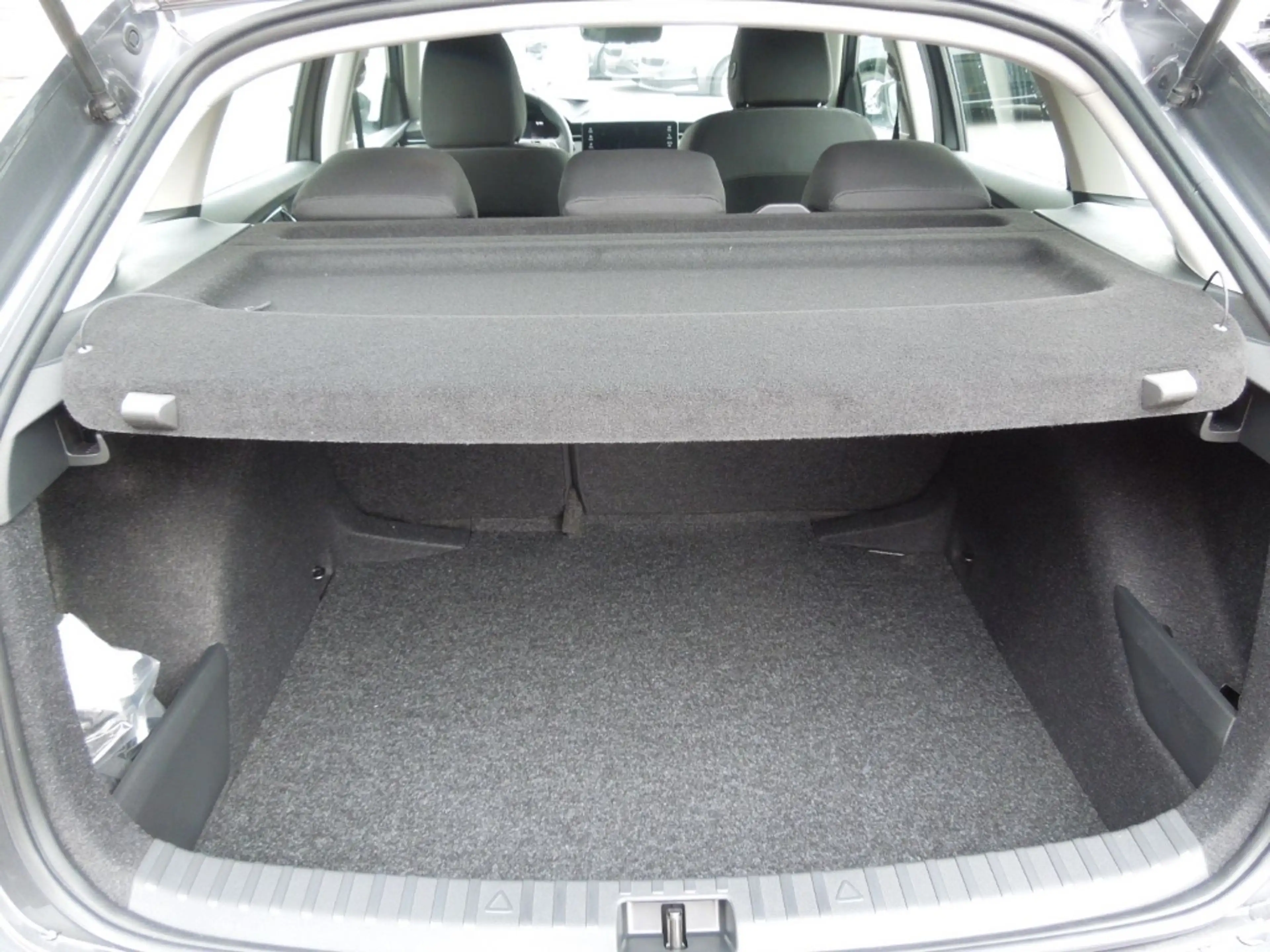 Skoda Scala 1.0TSI DSG Selection/LED/Sitzheizung/Kamera — photo 13