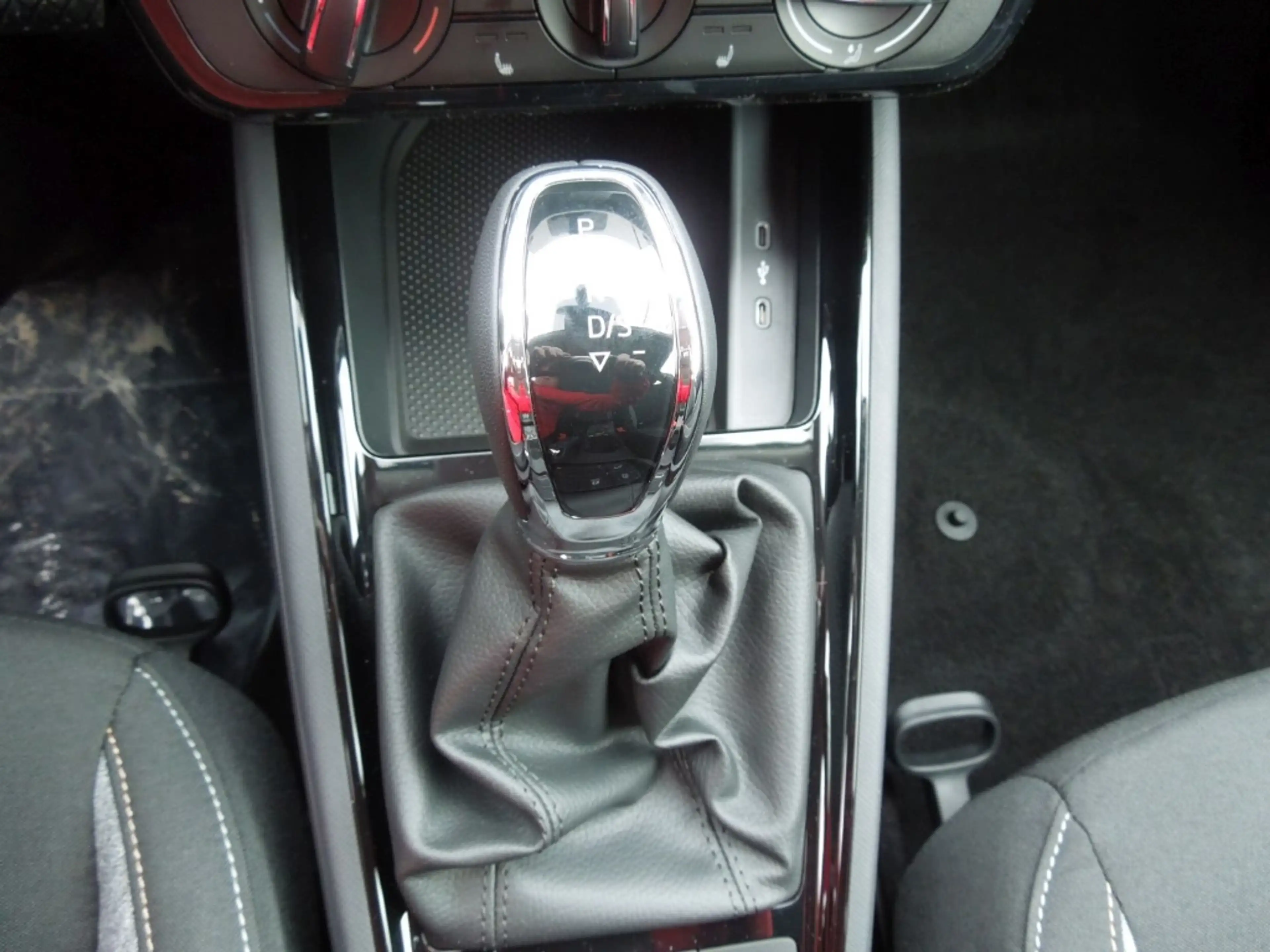 Skoda Scala 1.0TSI DSG Selection/LED/Sitzheizung/Kamera — photo 9