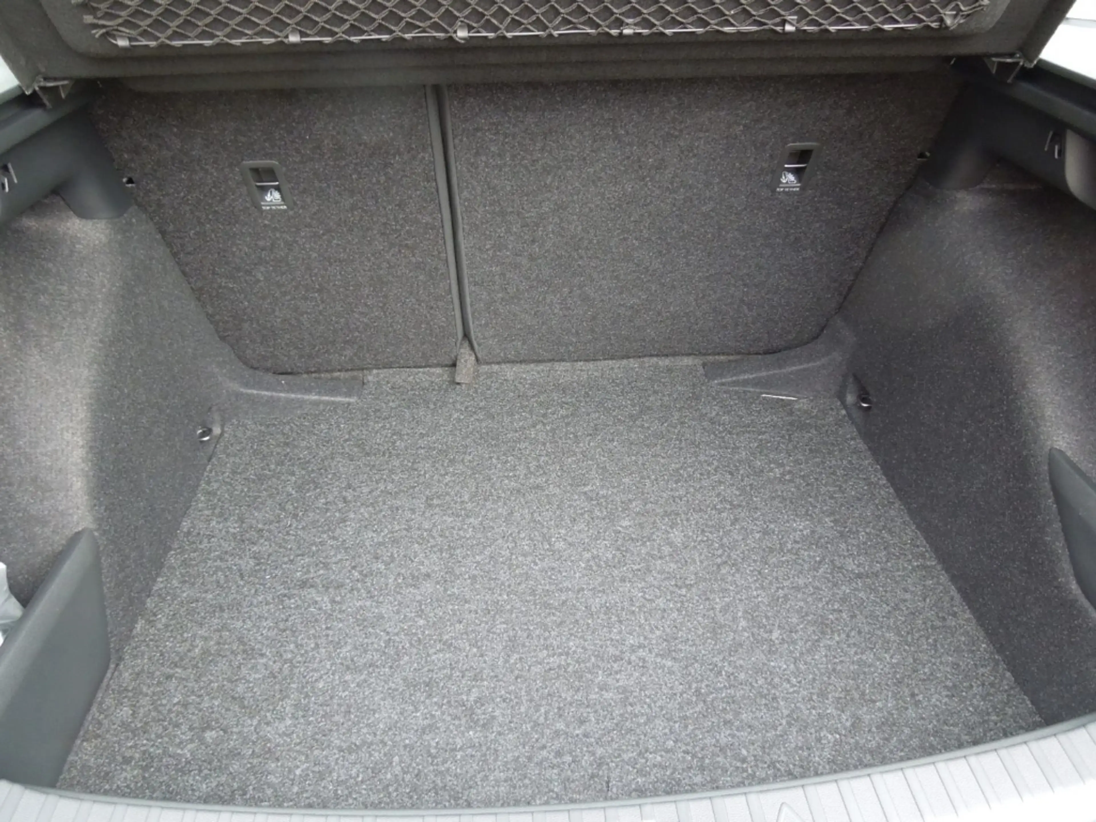 Skoda Scala 1.0TSI DSG Selection/LED/Sitzheizung/Kamera — photo 12