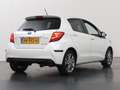 Toyota Yaris 1.5 Hybrid Dynamic | Panoramadak | Parkeercamera | Wit - thumbnail 2