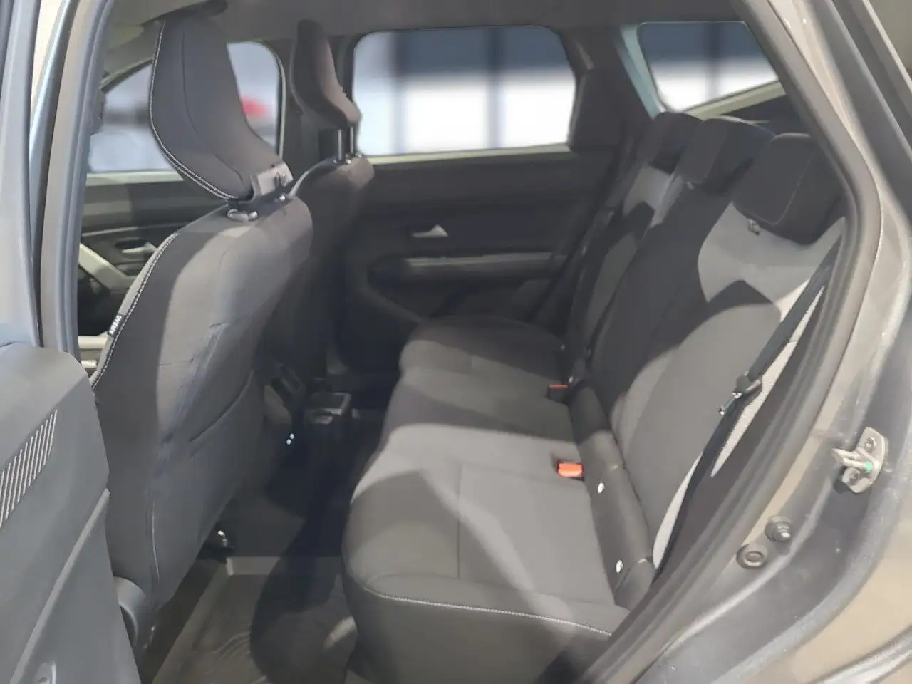 Dacia Bigster Hybrid 155 Journey Vorf hrwagen Sportpaket 9