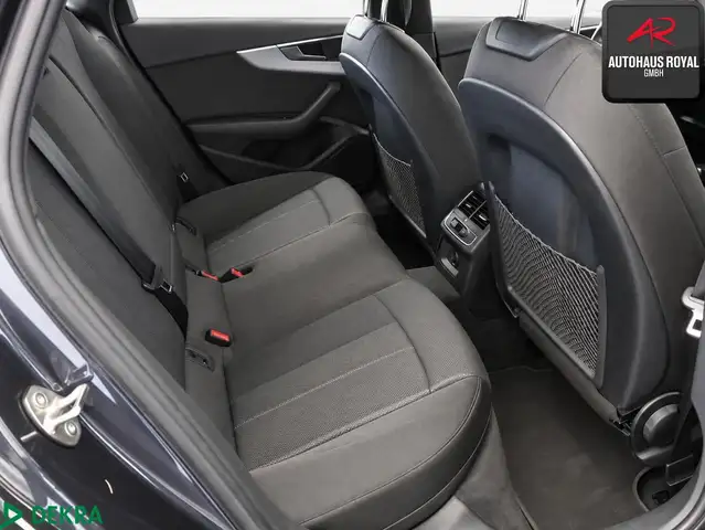 Audi A4 view 6